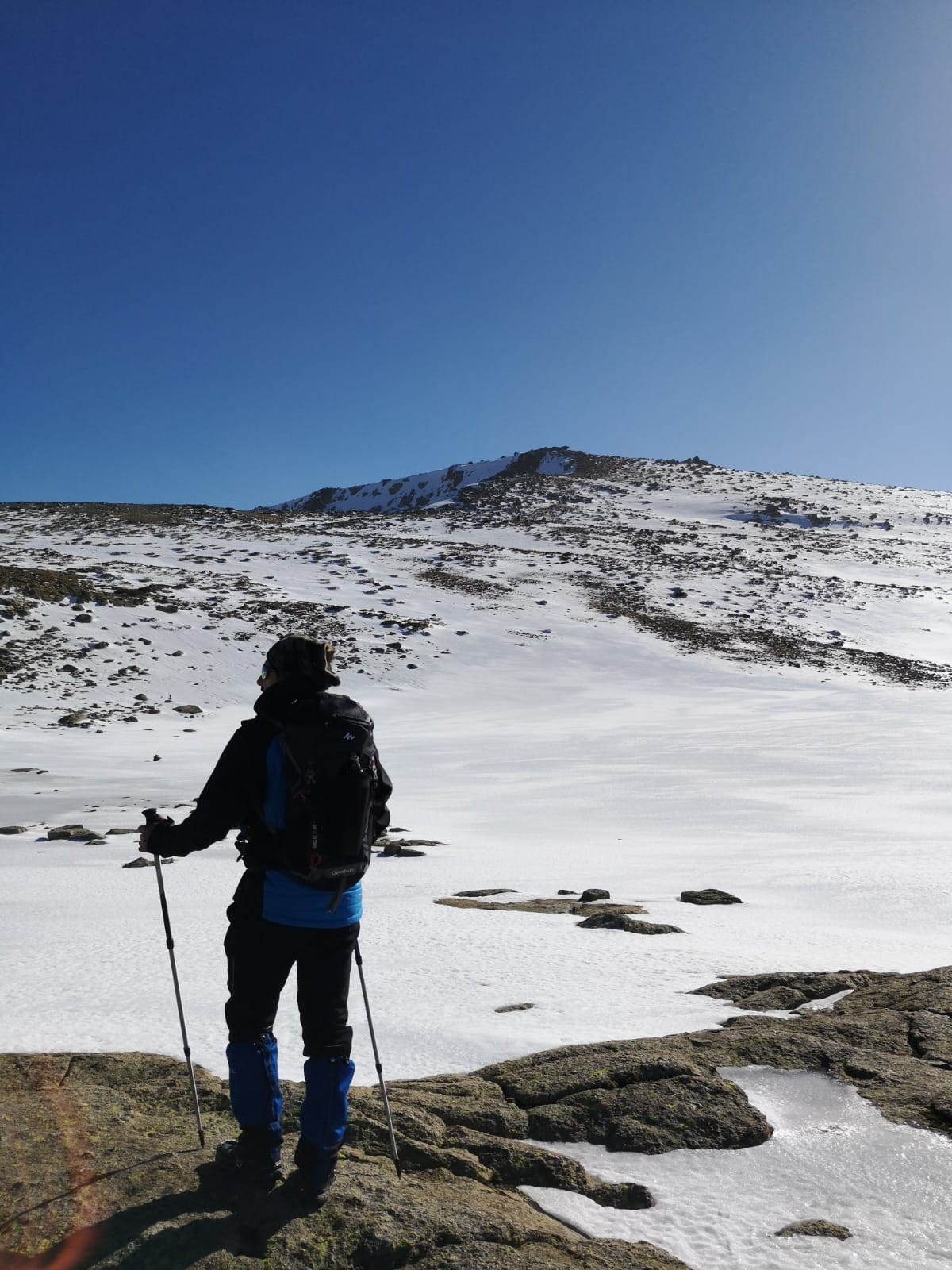 Calvitero y Hoyamoros