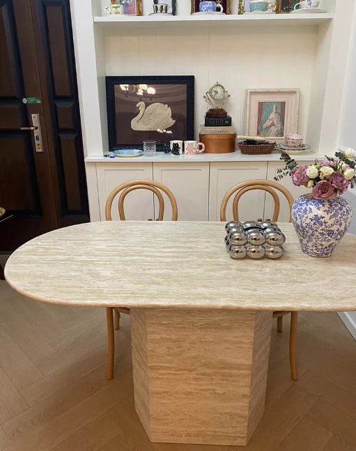 Table à manger rectangulaire en travertin beige 