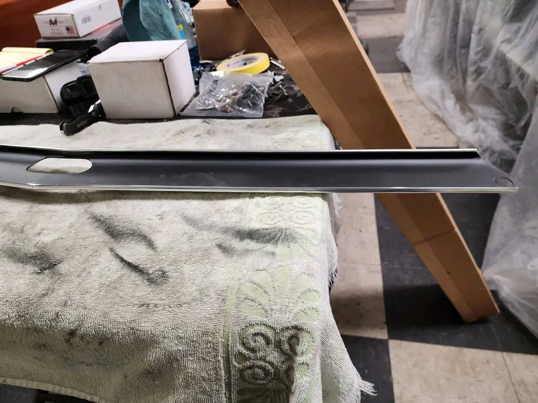 1967 Camaro nos gm upper grill molding standard 