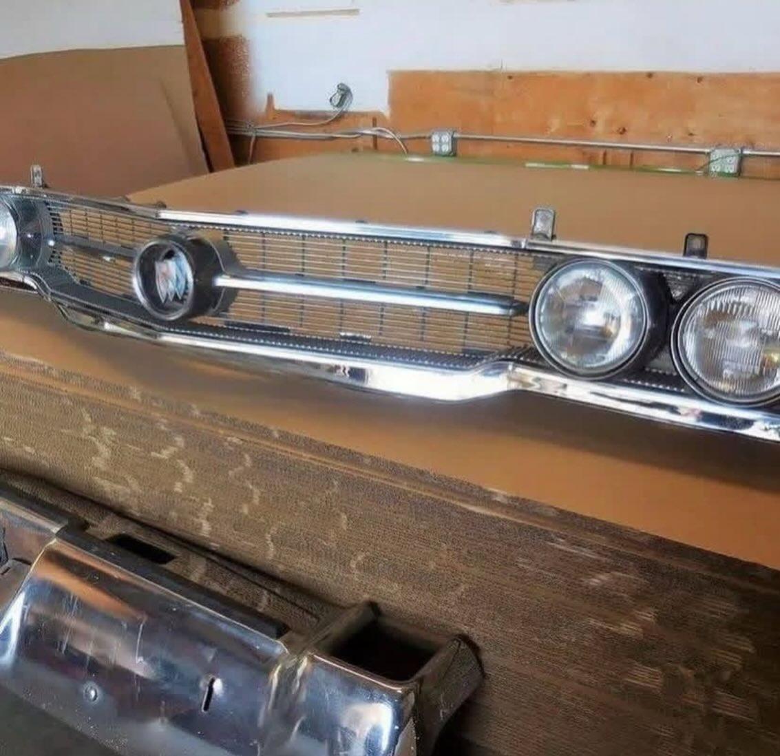 1964 Buick wildcat grill assembly 