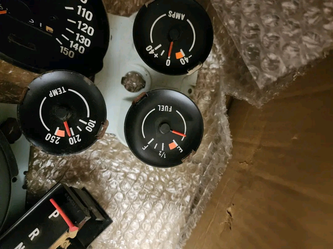 1970-1971 camaro original gm , 150 mph speedometer, 5x7 tachometer, amp gauge, fuel gauge , temperature gauge and the automatic 3 speed indicator.  