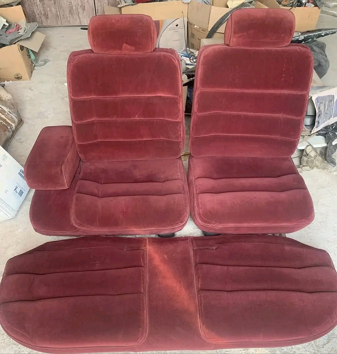 Box Chevy bougham seats 