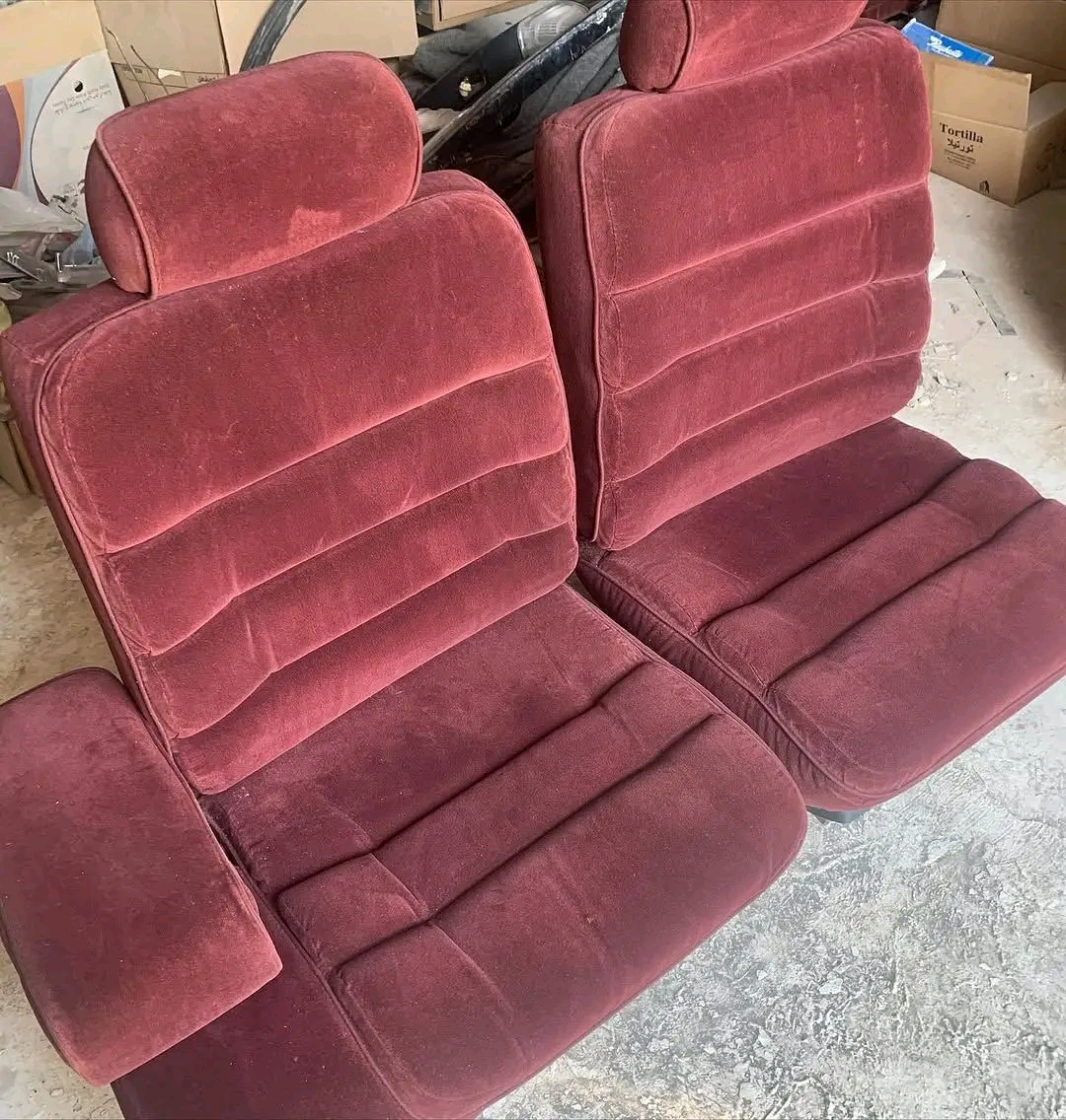 Box Chevy bougham seats 