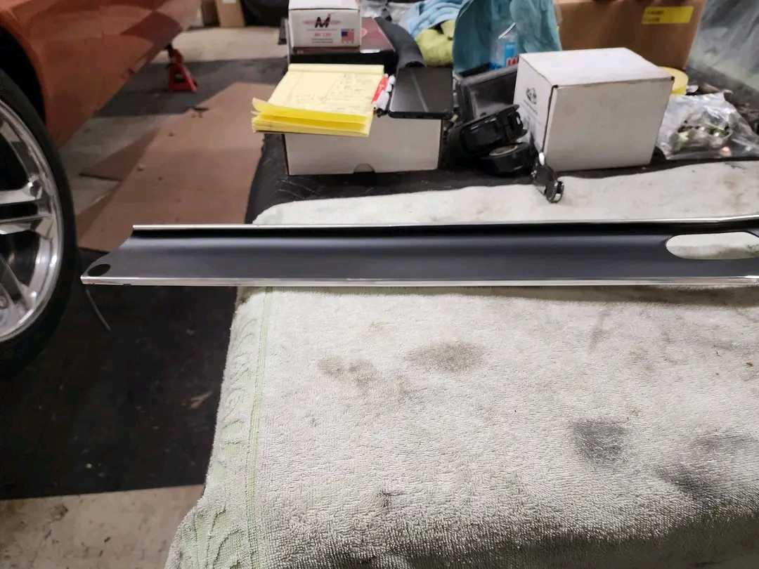 1967 Camaro nos gm upper grill molding standard 