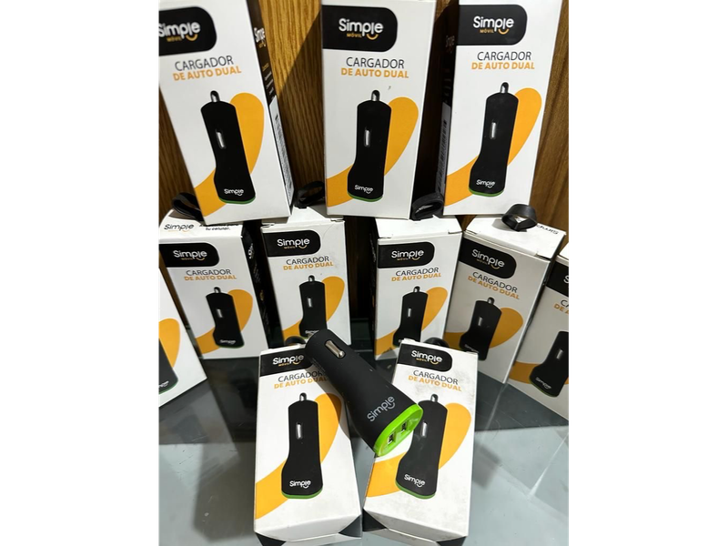 Cargador de auto dual Simple