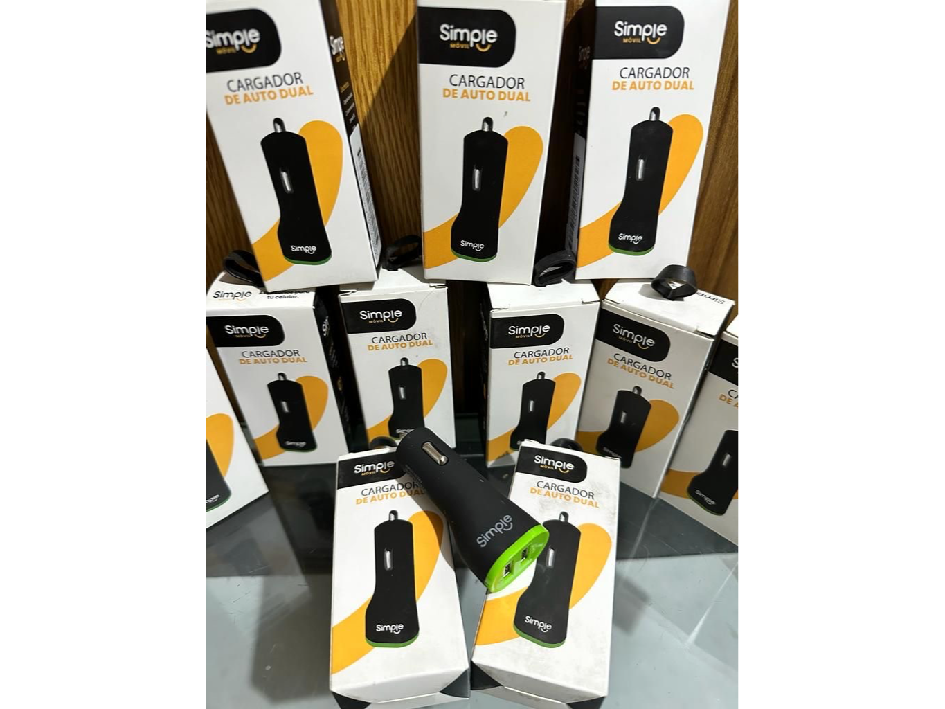 cargador usb auto 12v