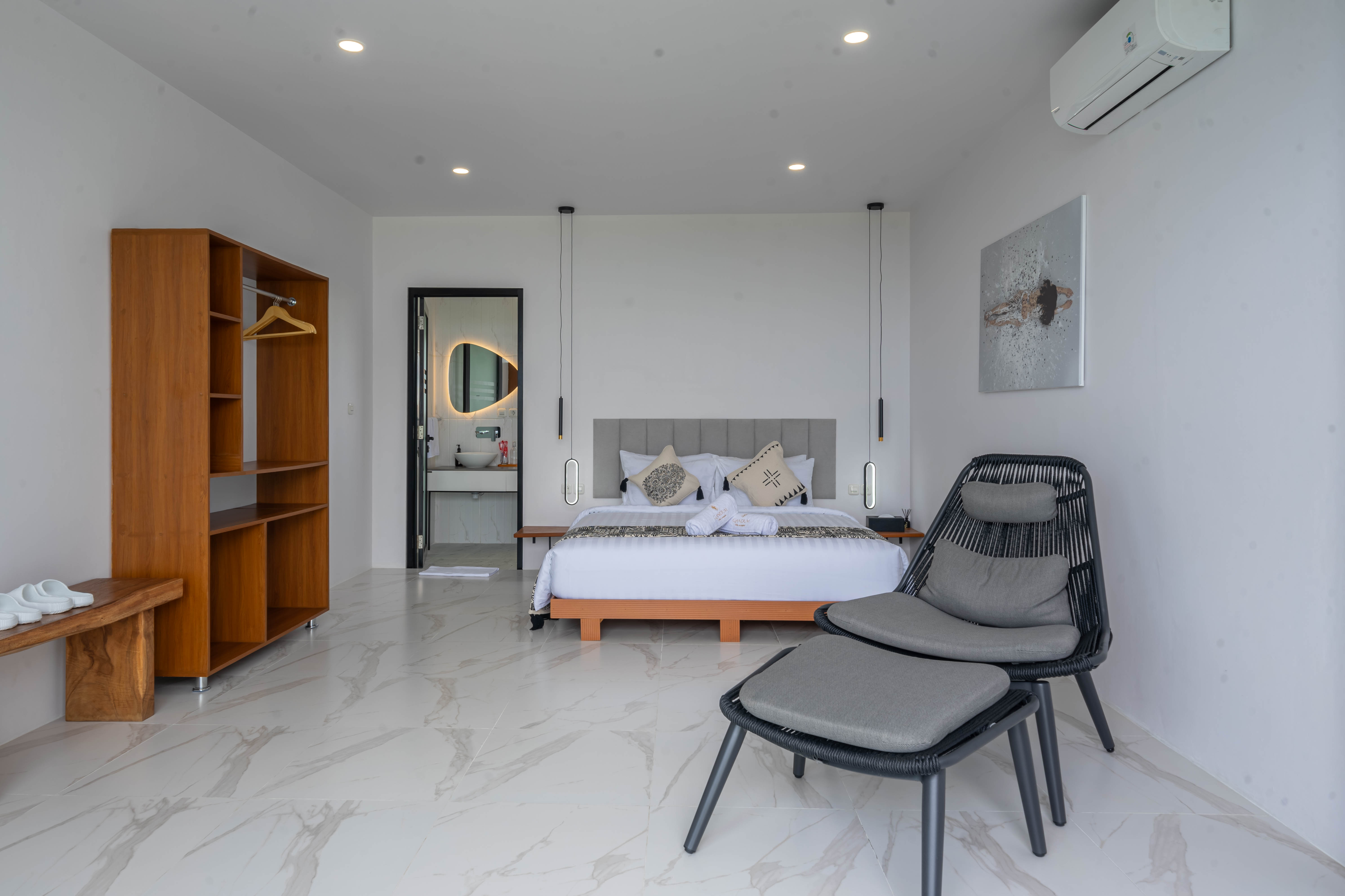 Deluxe Suite – Ocean View