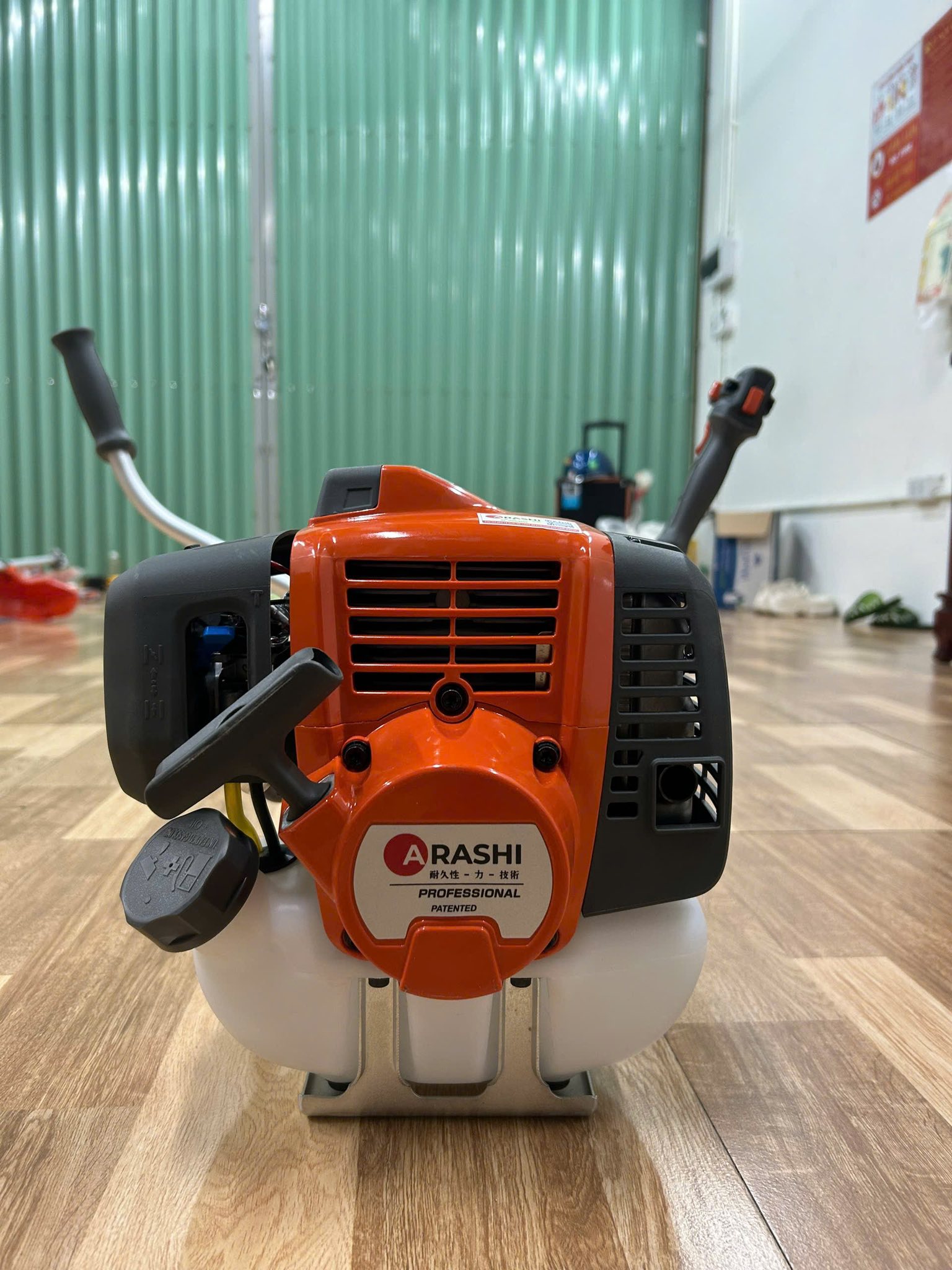 Máy cắt cỏ ARASHI 543RS