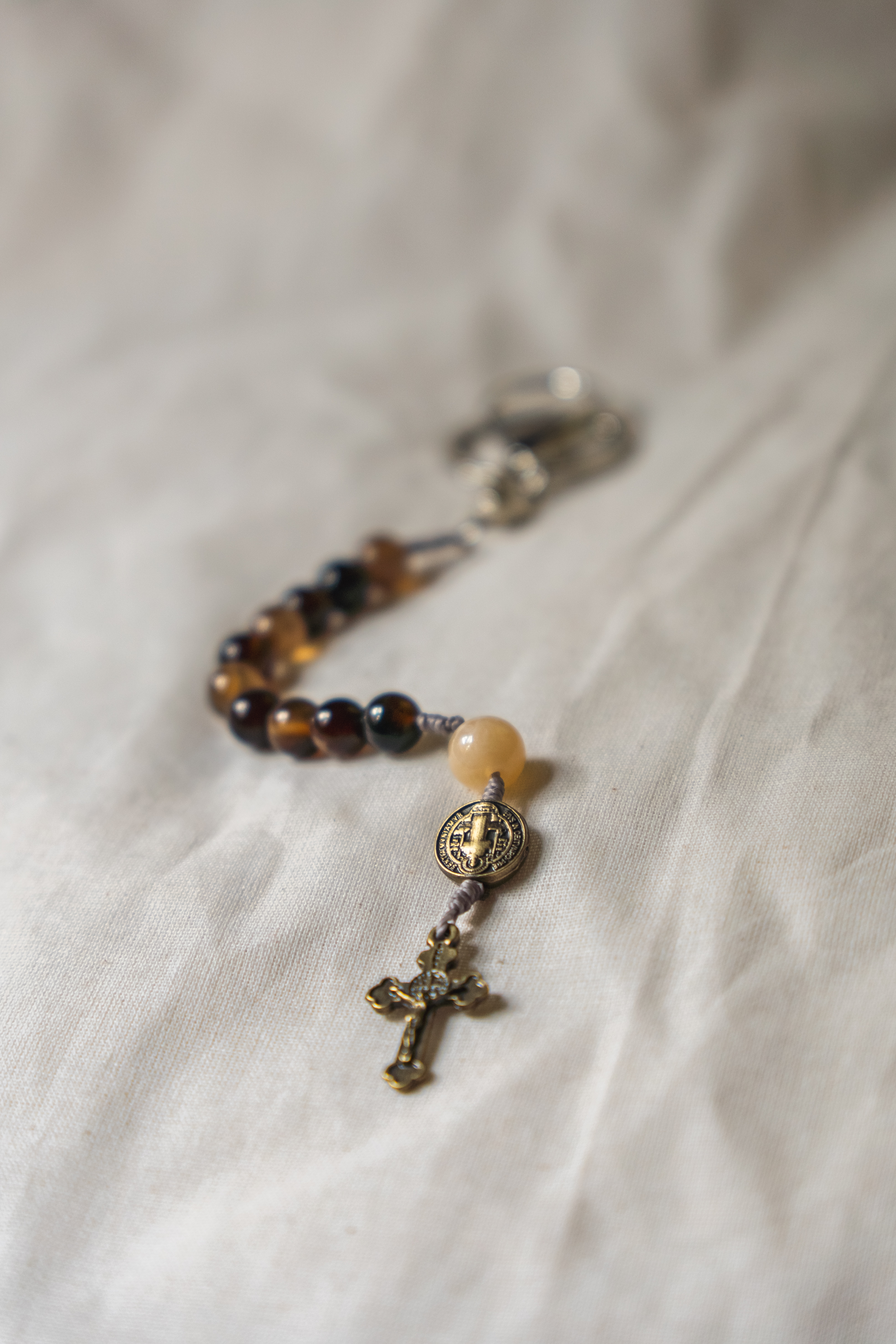 Chaveiro 1 Mistério Dália Café