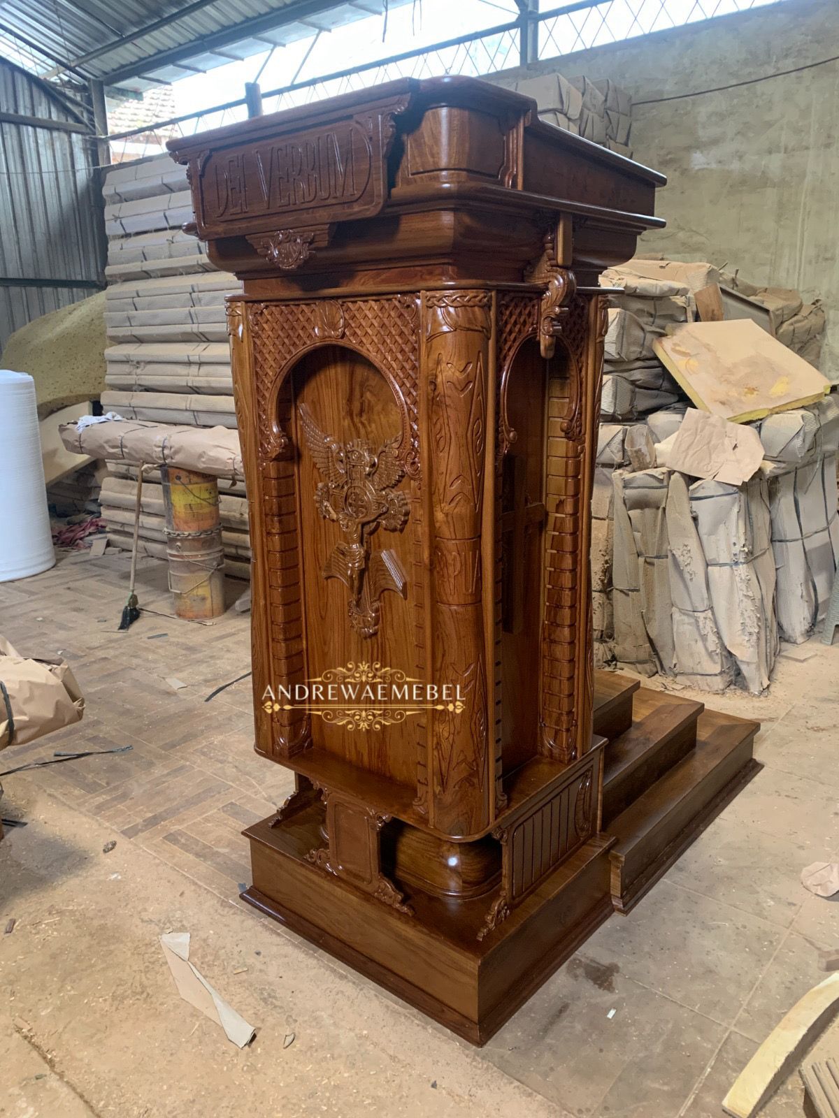 Podium Gereja Model 1