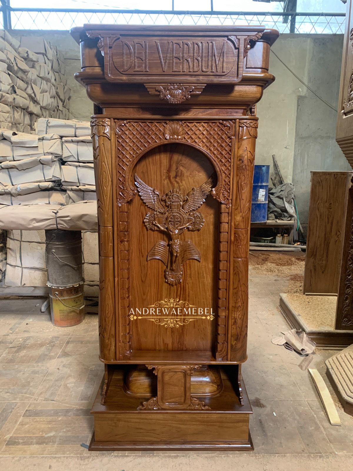 Podium Gereja Model 1