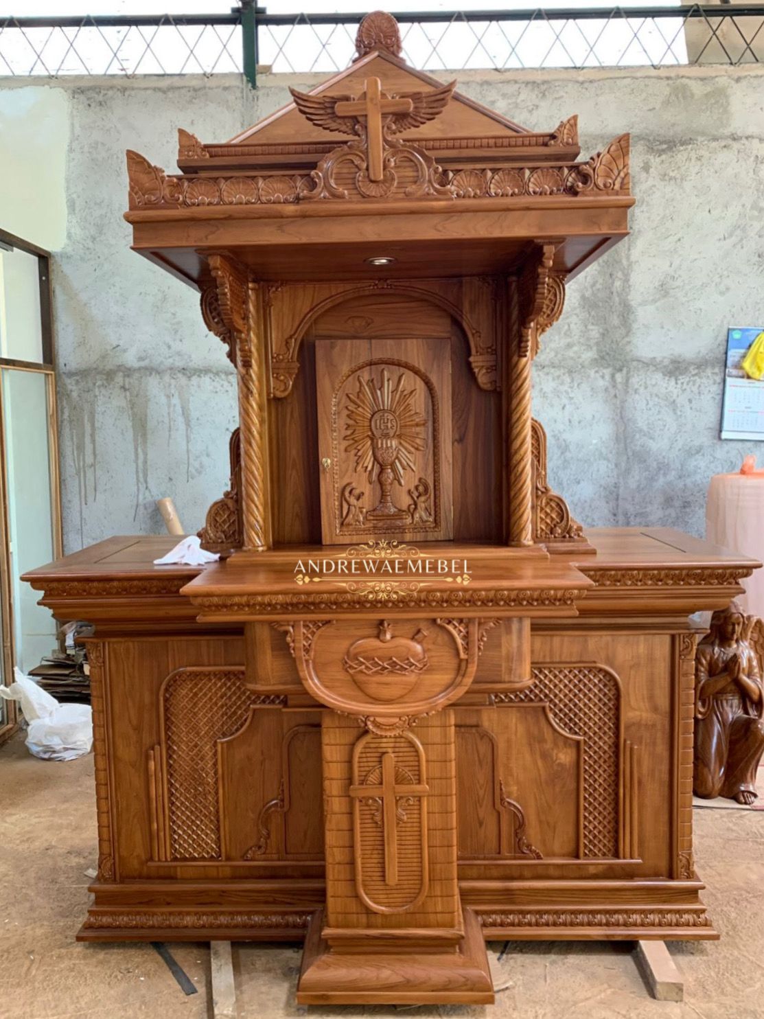 Tabernakel Gereja Model 3