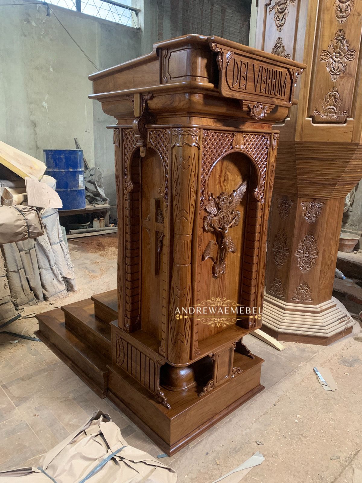 Podium Gereja Model 1