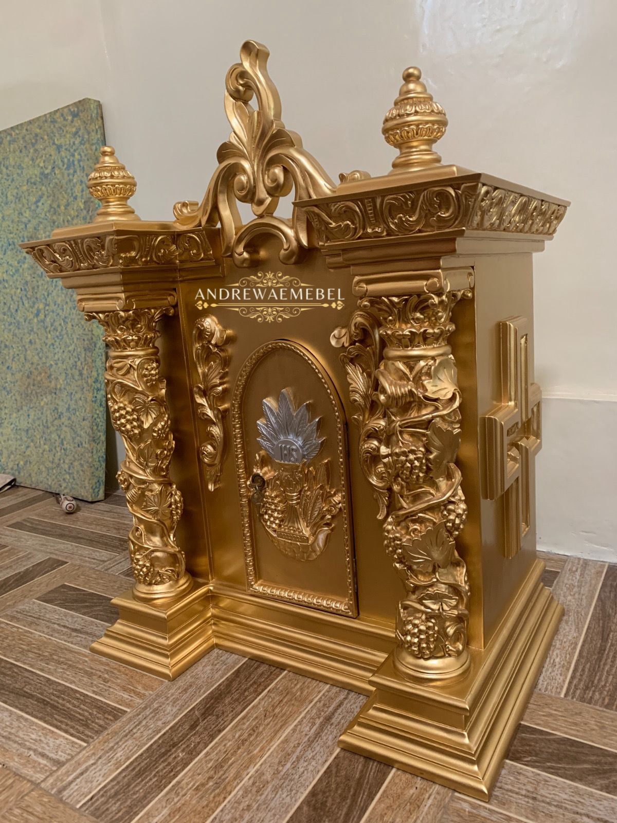 Tabernakel Gereja Model 2