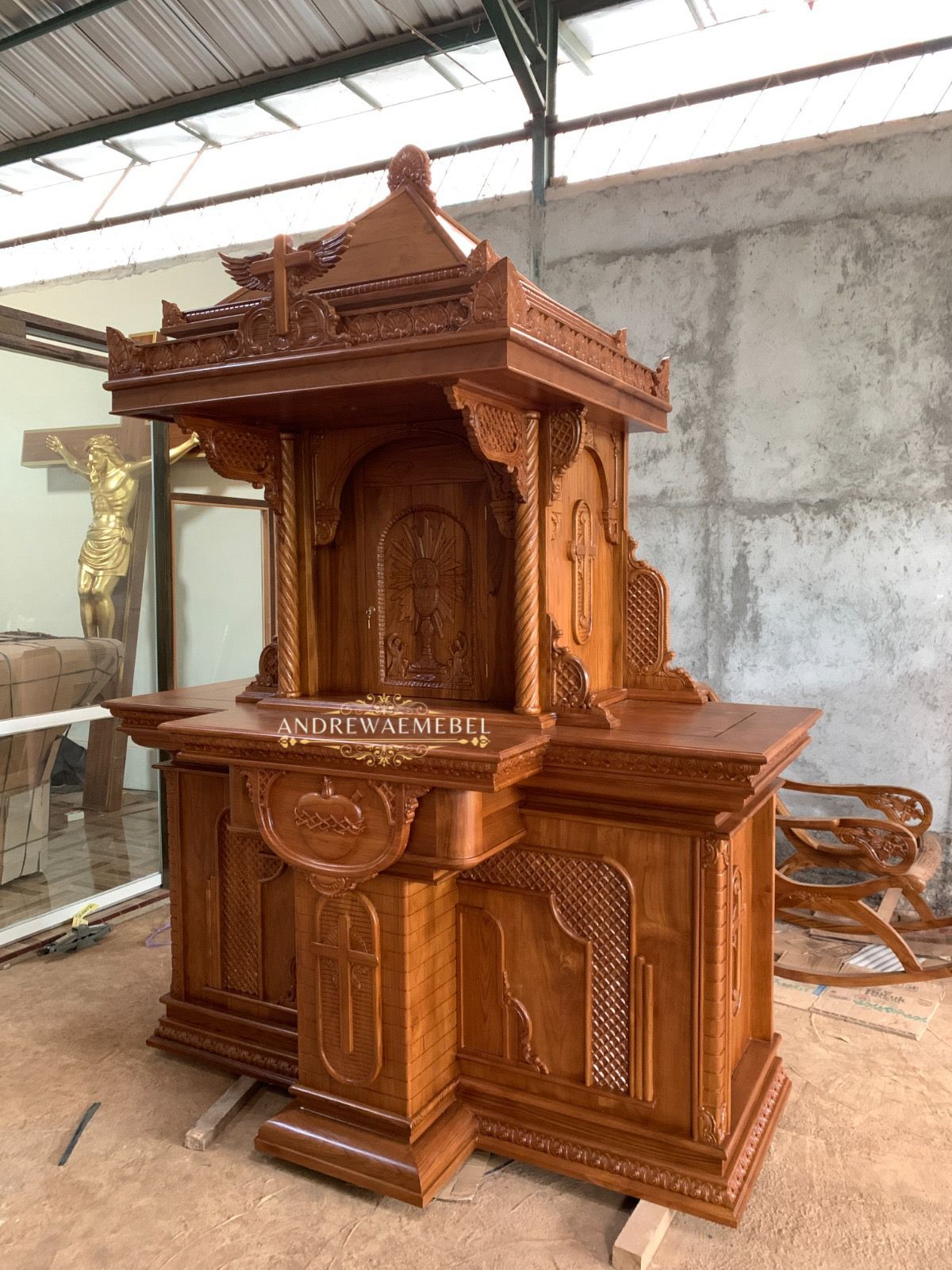 Tabernakel Gereja Model 3