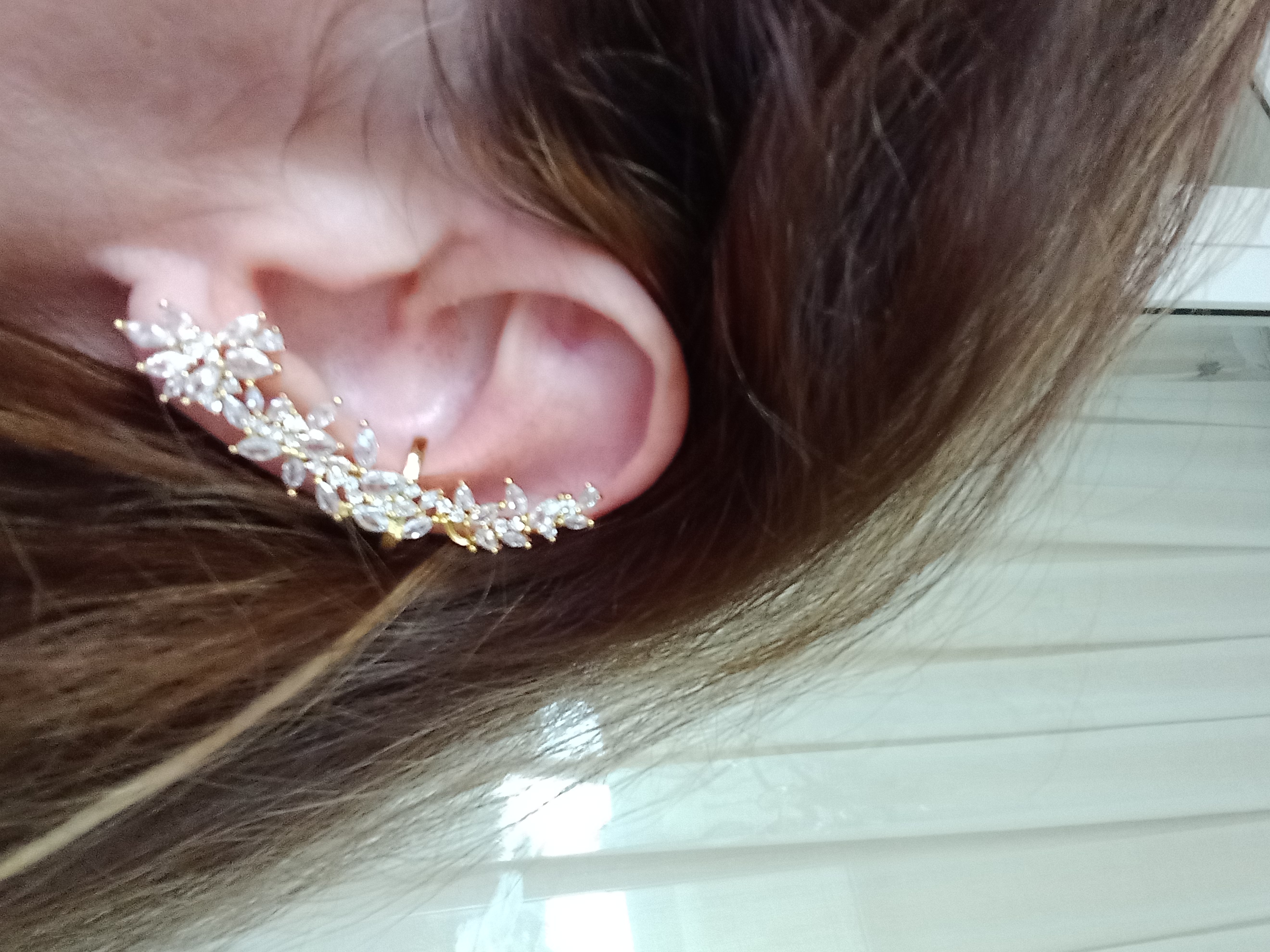 Ear Cuff Dorado Minimalista