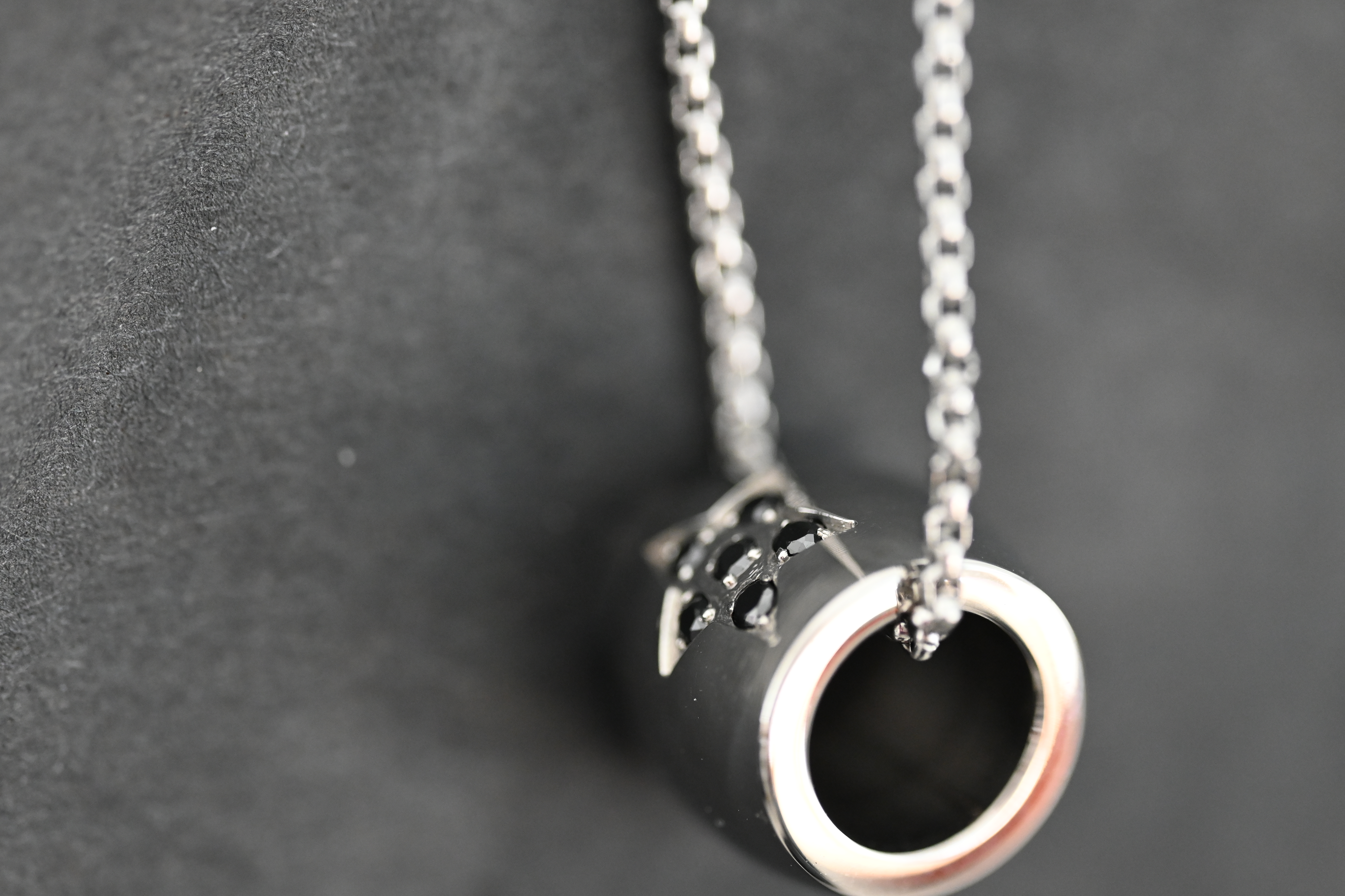 Engraved barrel in chain