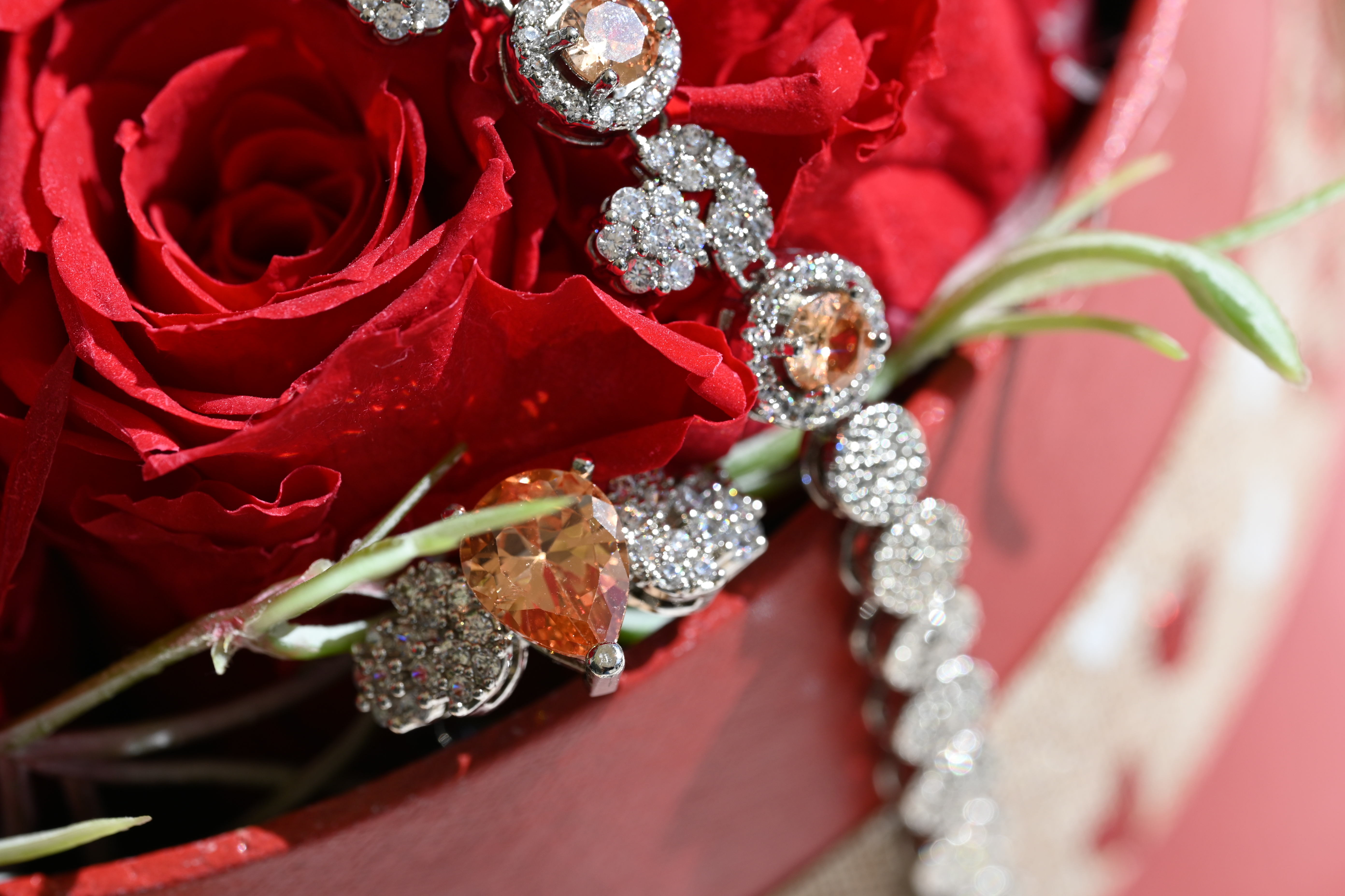 Set de joyas con circonitas anaranjadas