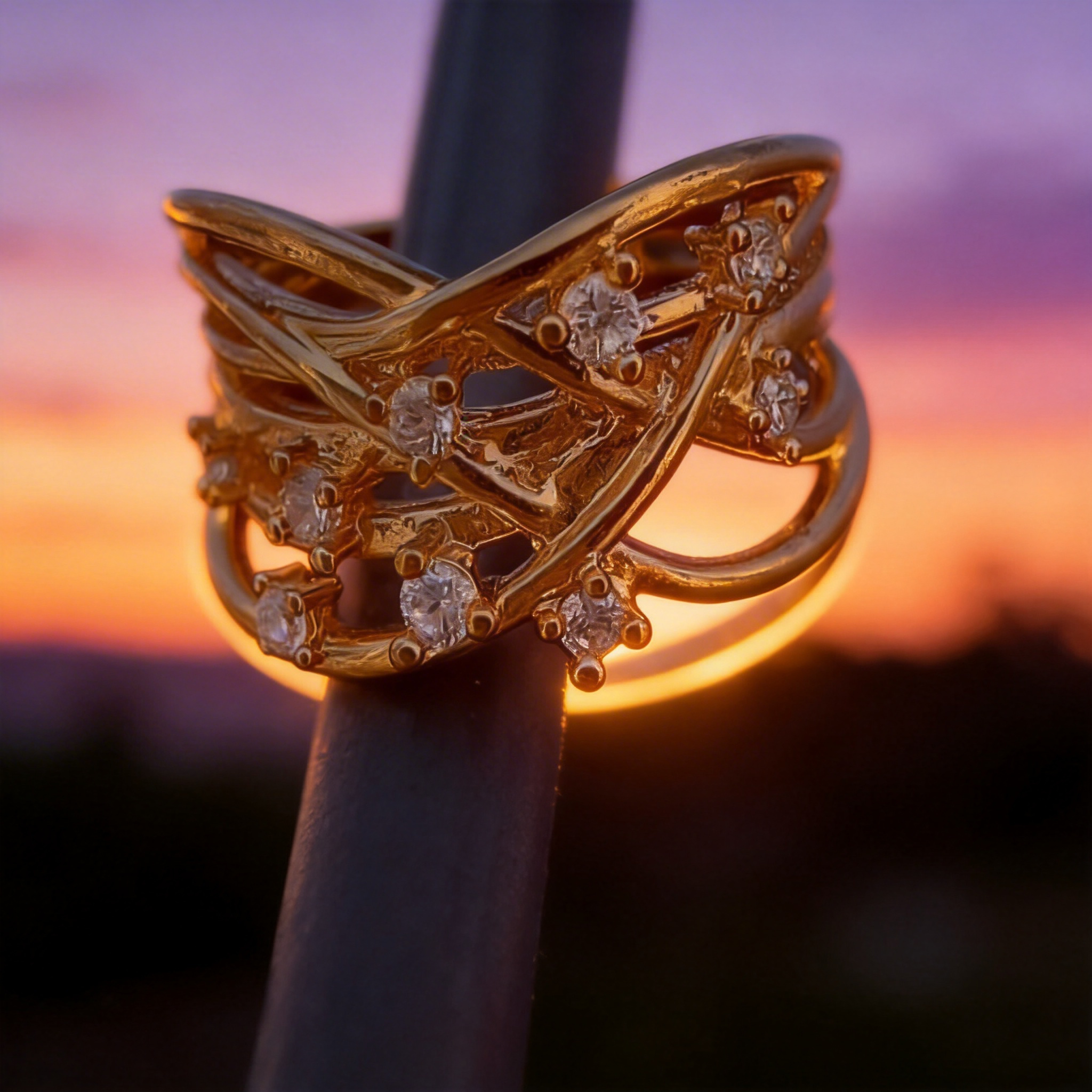 Intertwined Gold-Plated Statement Ring with Brilliant Zirconia