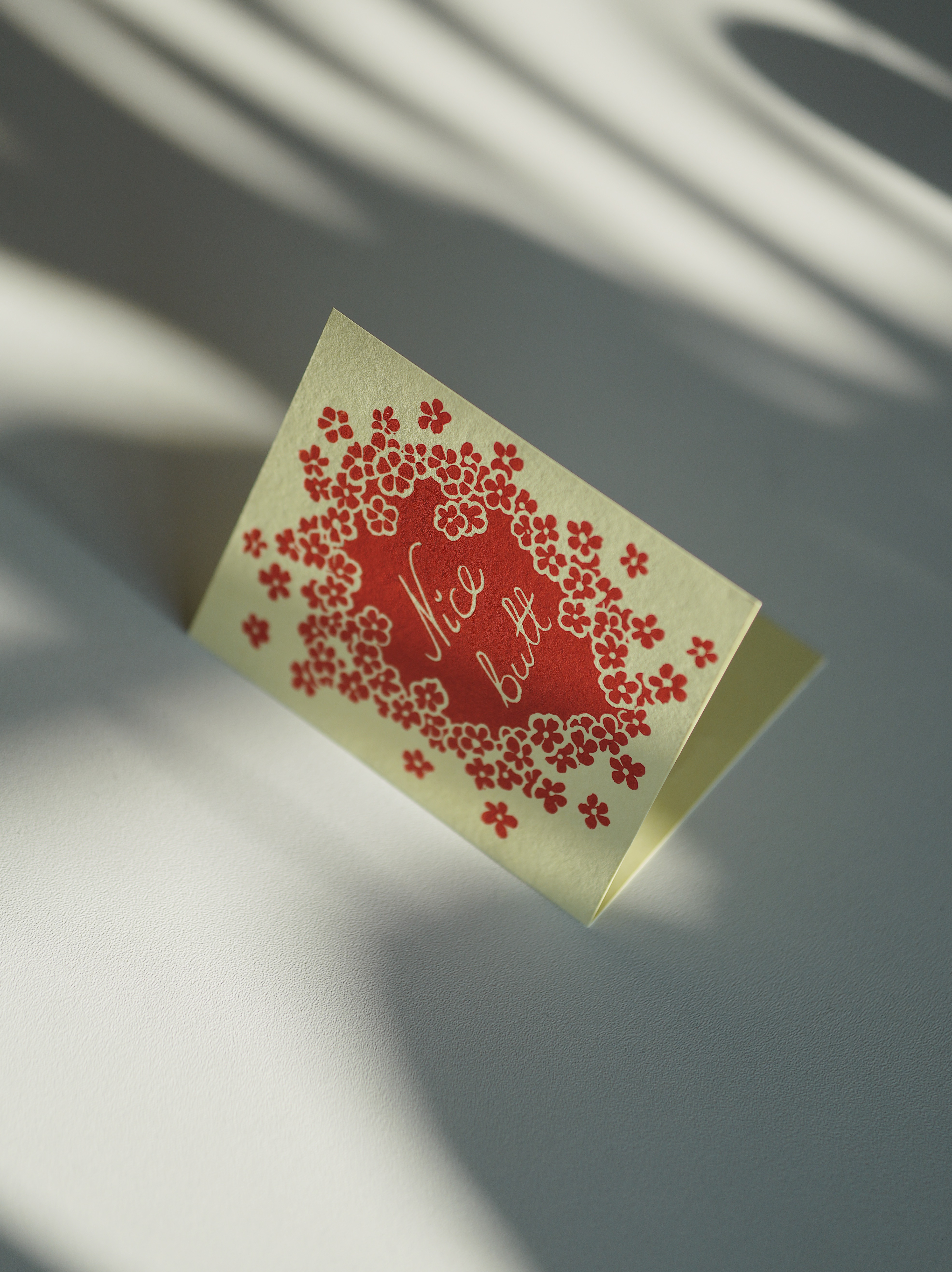 Rankų darbo atvirutė NICE BUTT