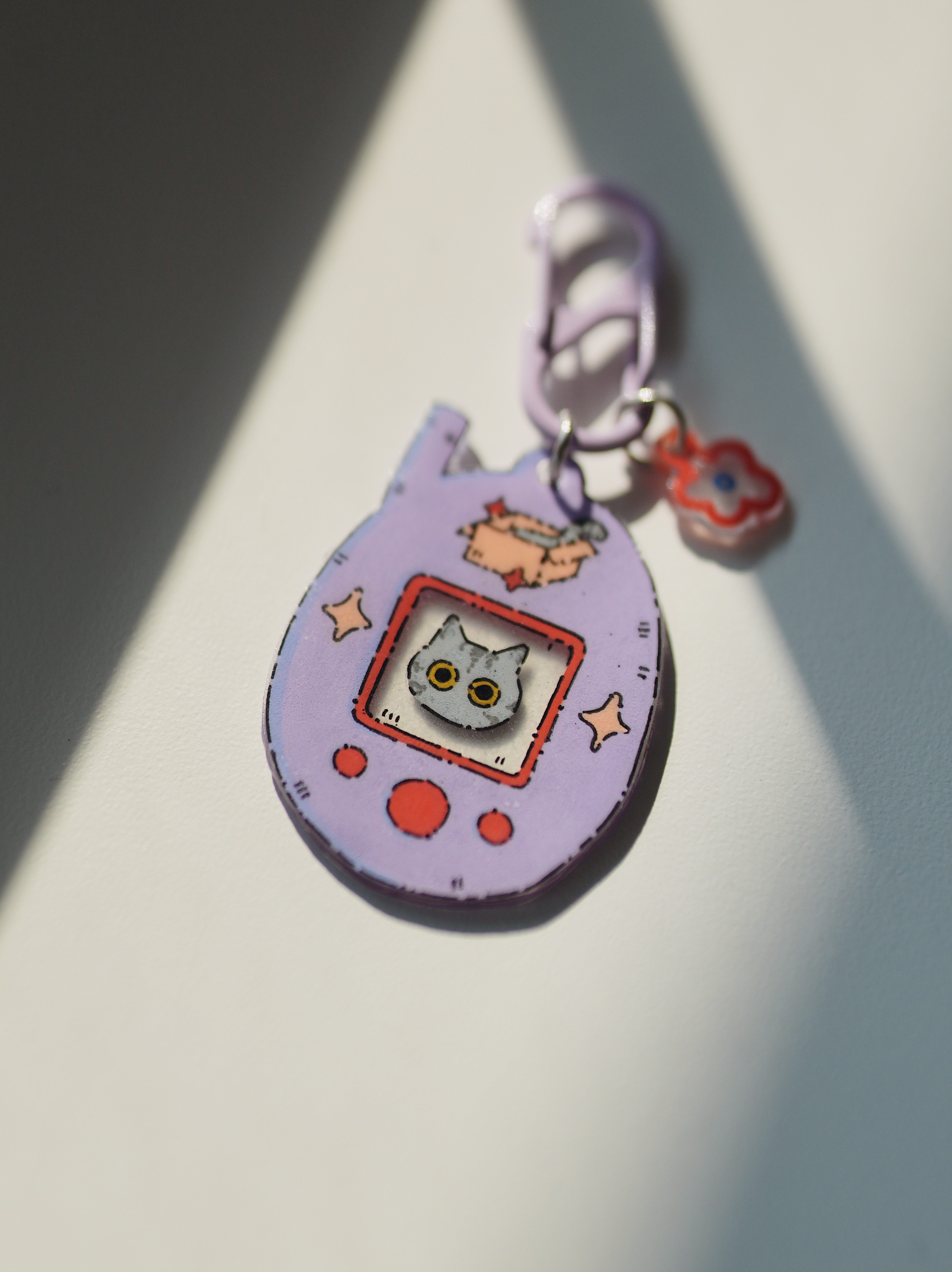 Raktų pakabukas su Tamagotchi pilku kačiuku