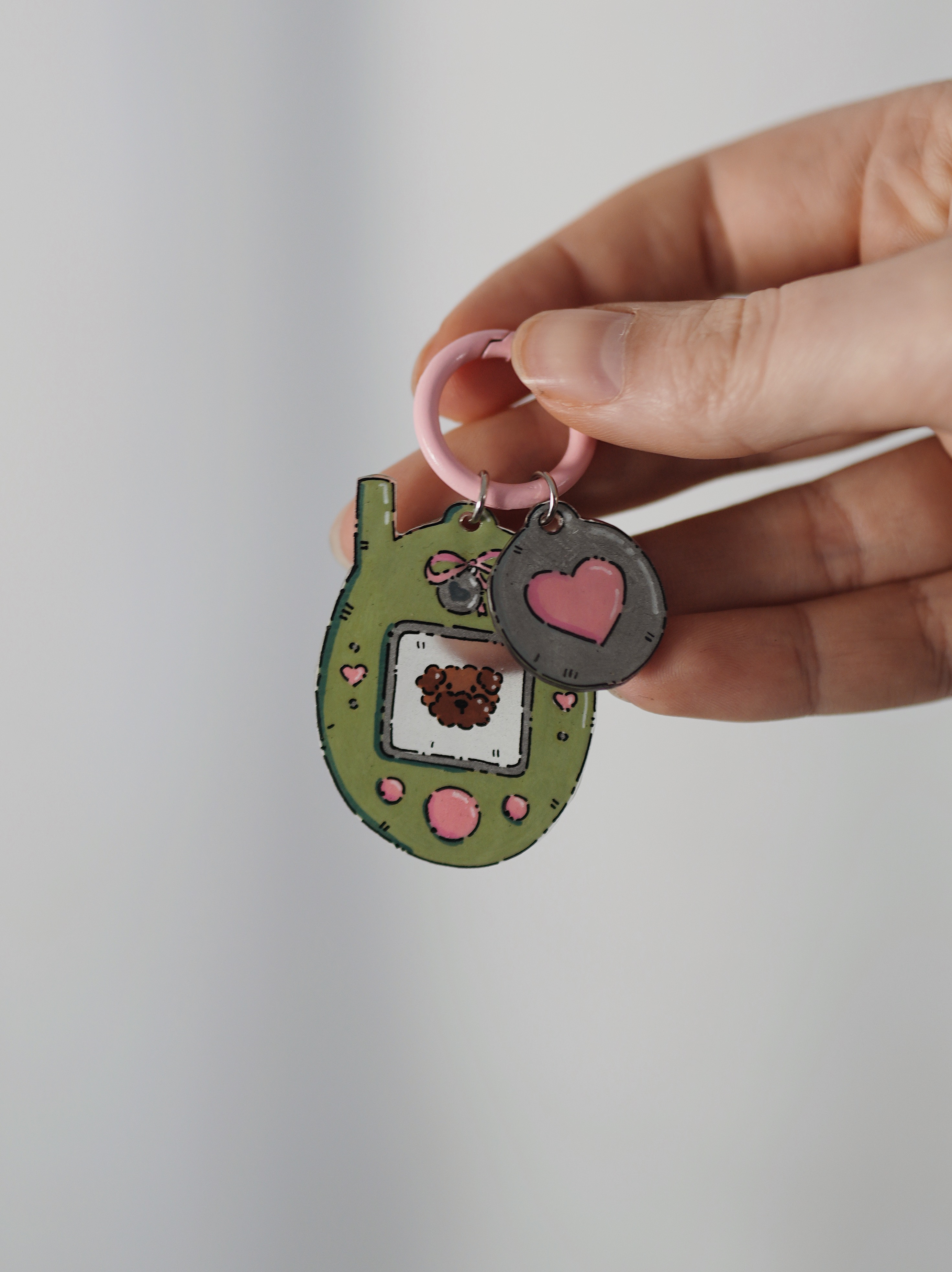 Raktų pakabukas su Tamagotchi garbanotu šuniuku