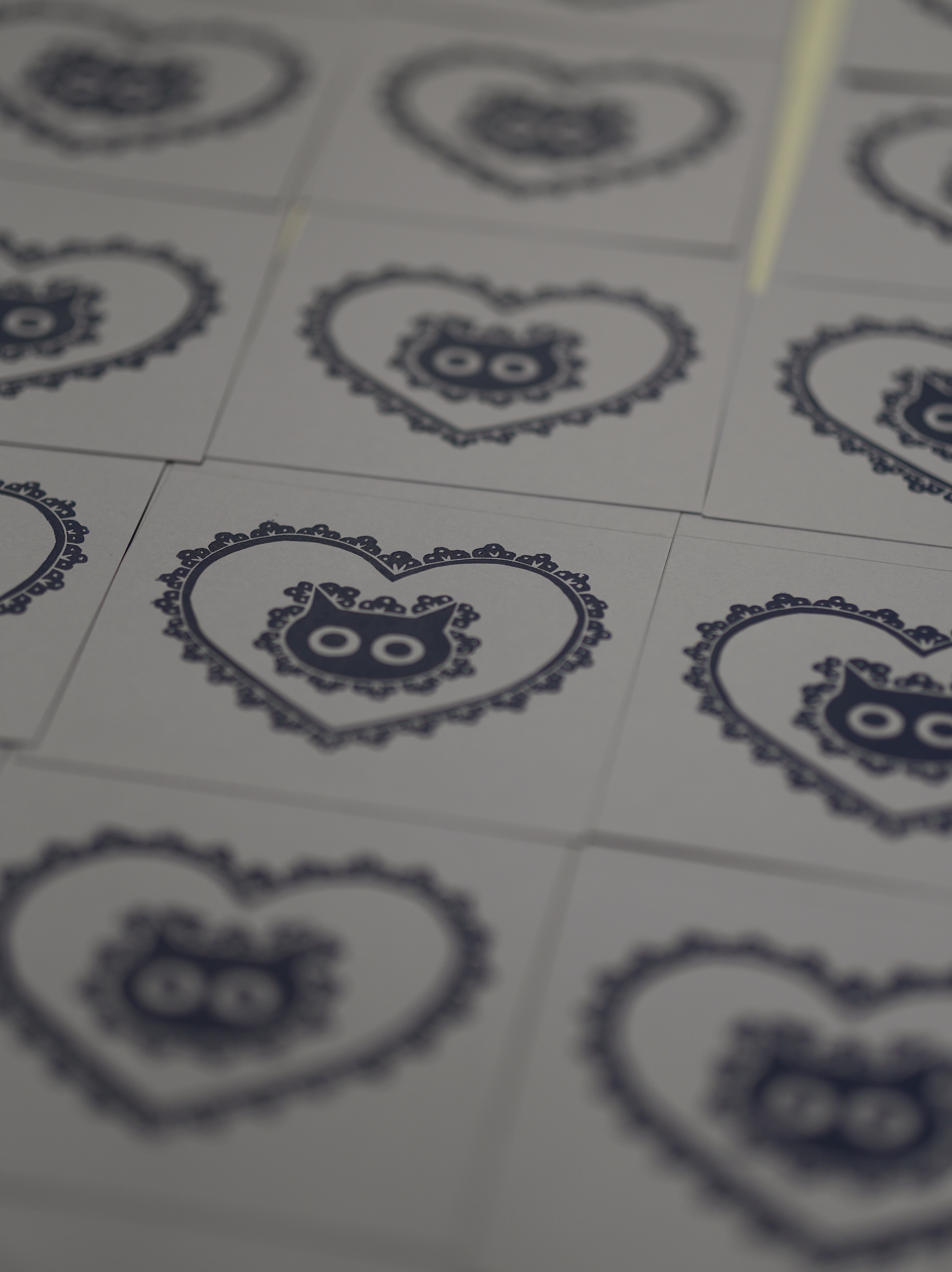 Rankų darbo atvirutė KATINO MEILĖ