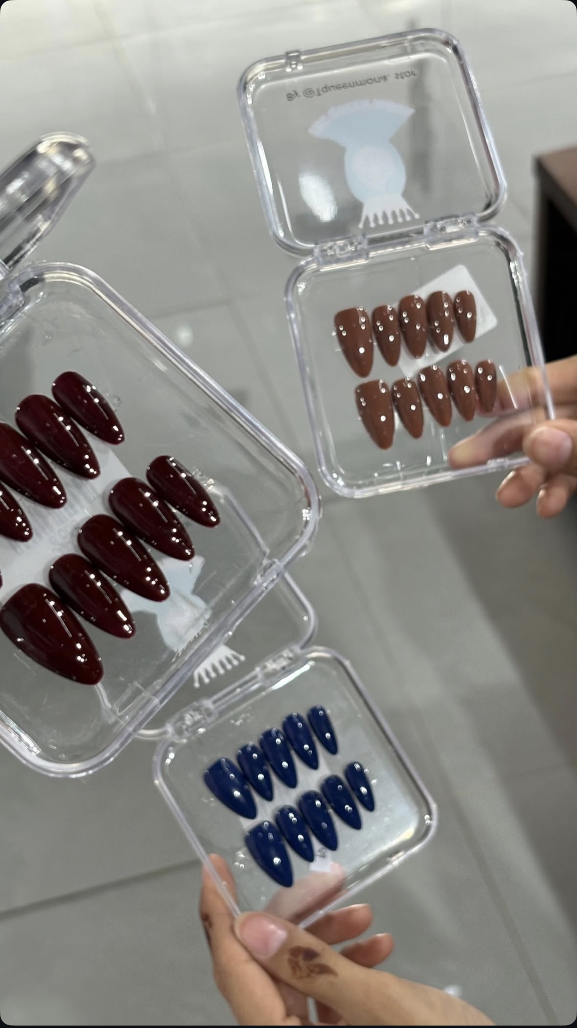 اظافر اكريلك