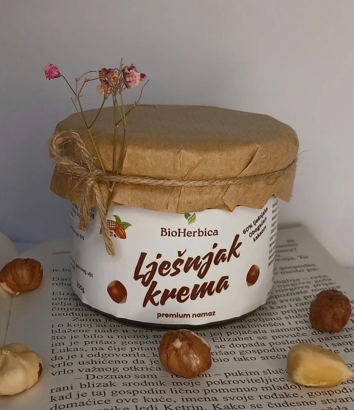 Pasta od lješnjaka i kakaa