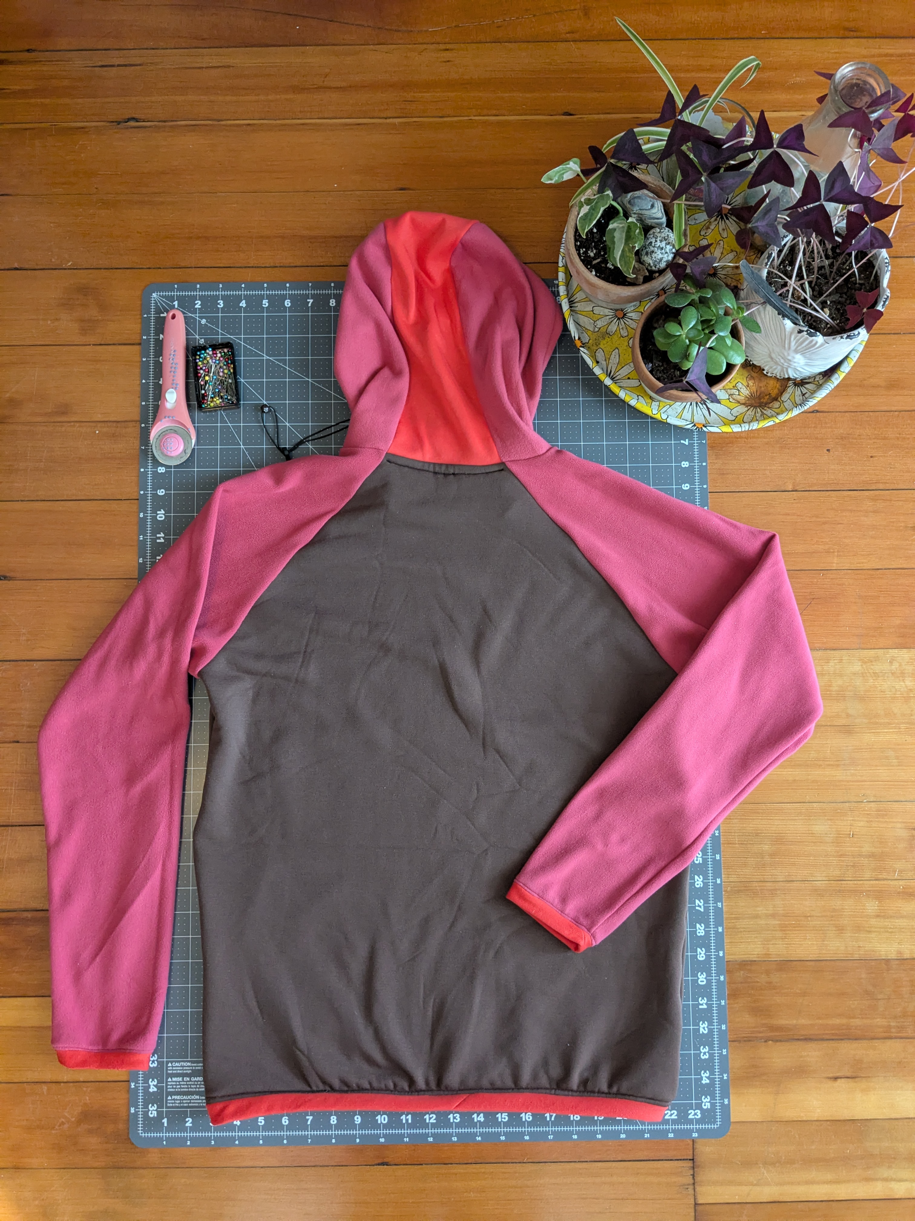 Raglan Hoodie Medium (Raspberry Patch)
