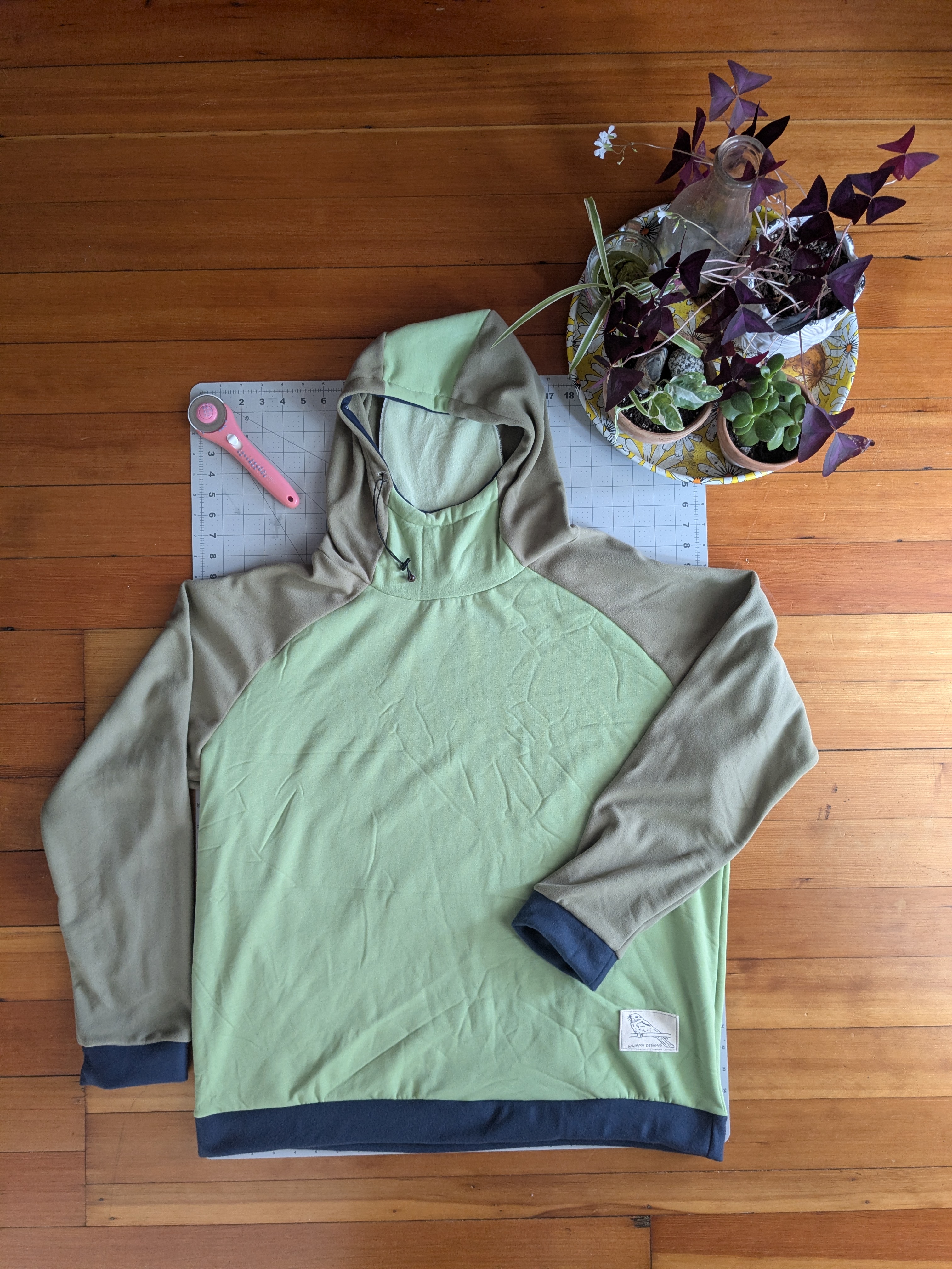 Raglan Hoodie 2XL (Plant Life)