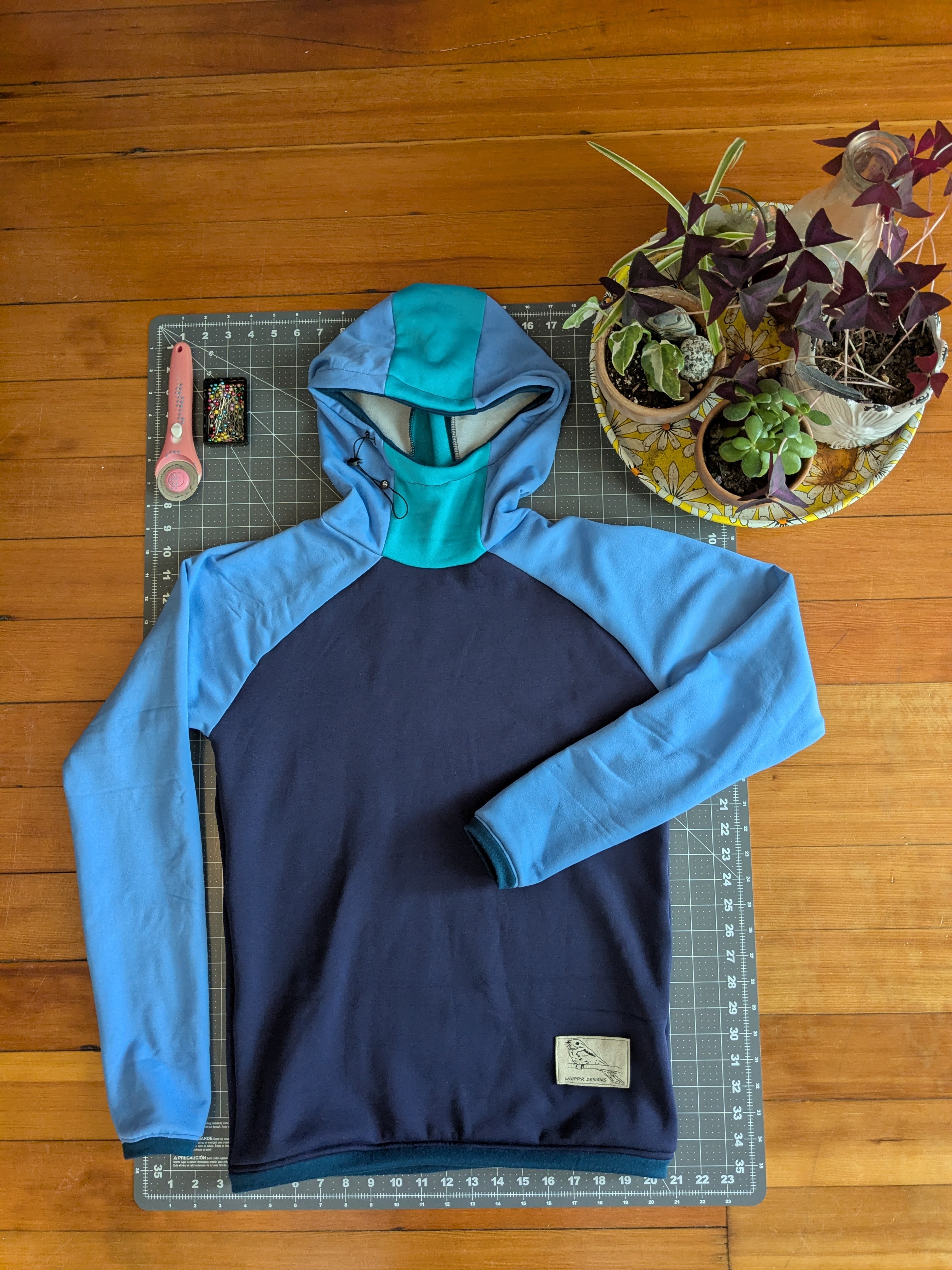 Raglan Hoodie Small (The Blues)