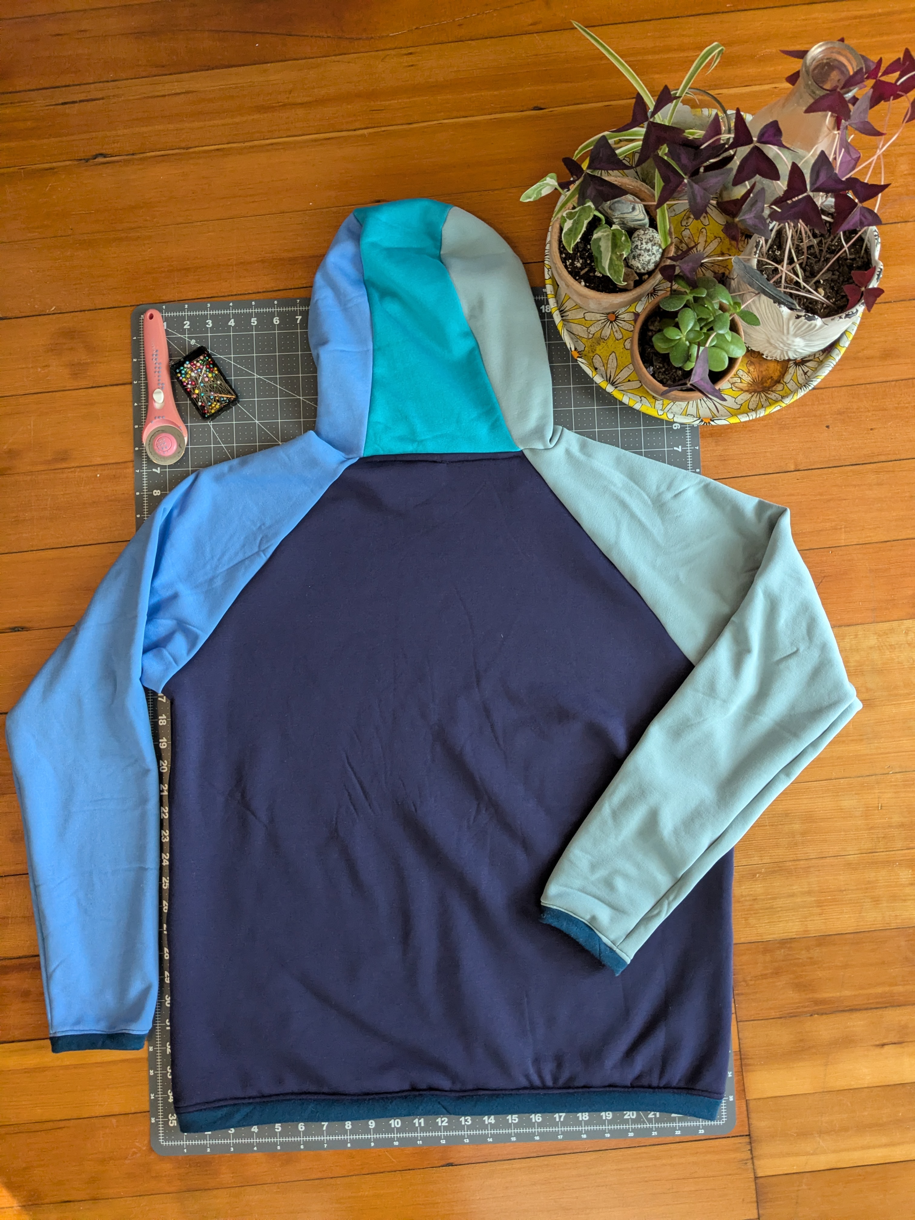 Raglan Hoodie XL (The Blues)