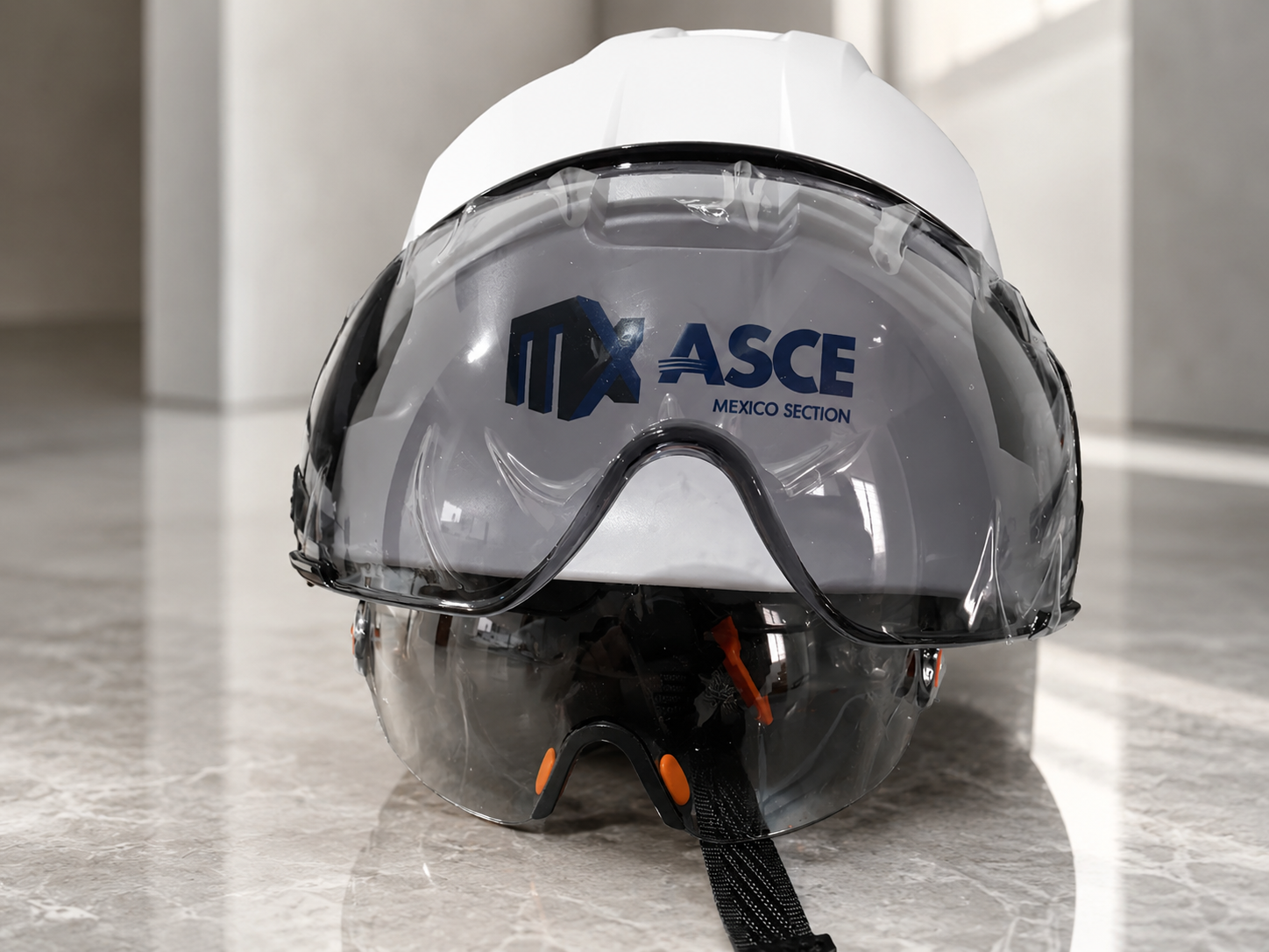 Casco de Seguridad con Visor Integrado
