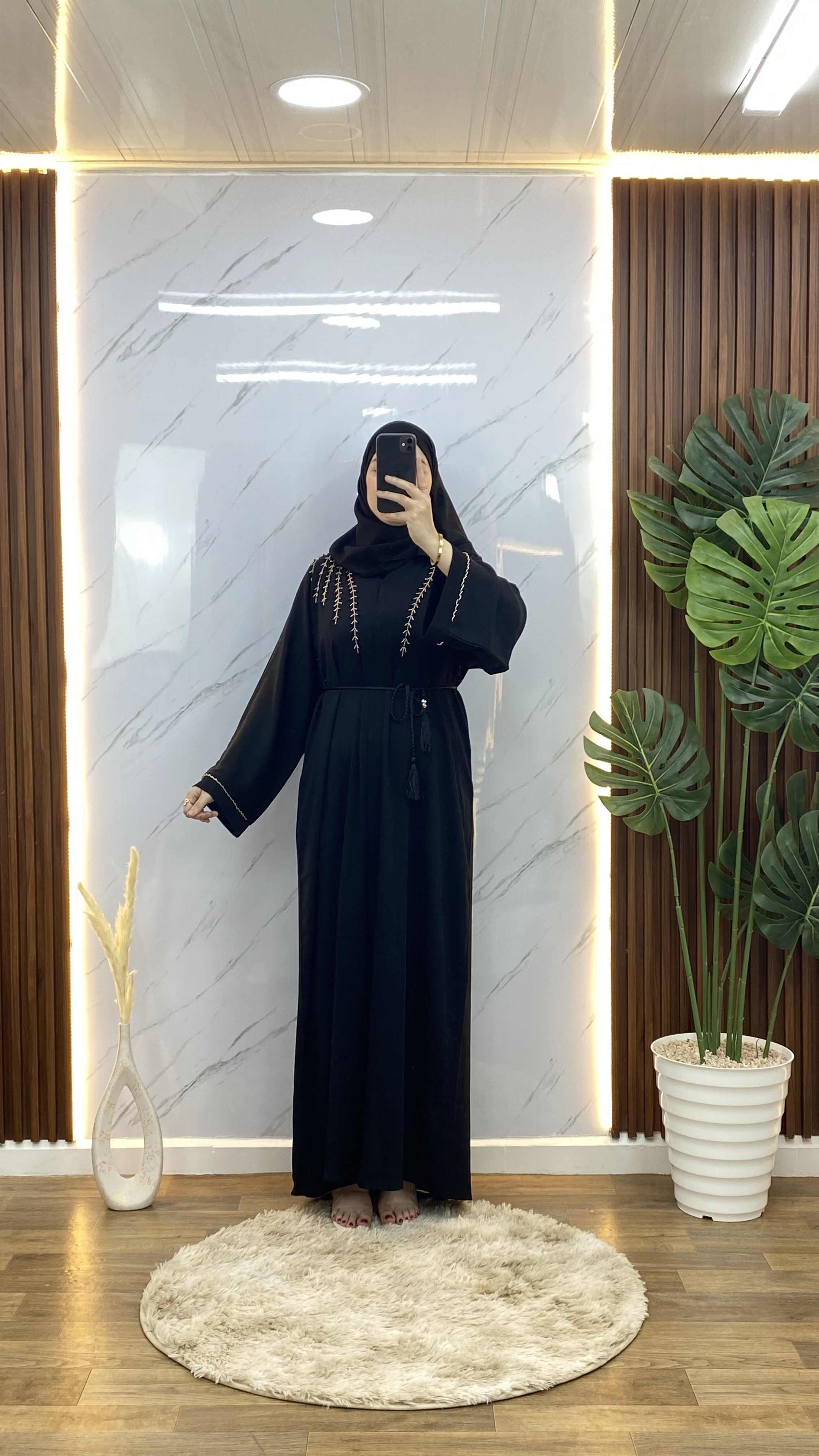 Abaya Noir avec Perles Doré