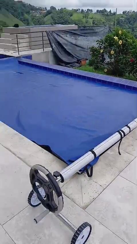 MANTA DE ALTA DENSIDAD PARA PISCINA 