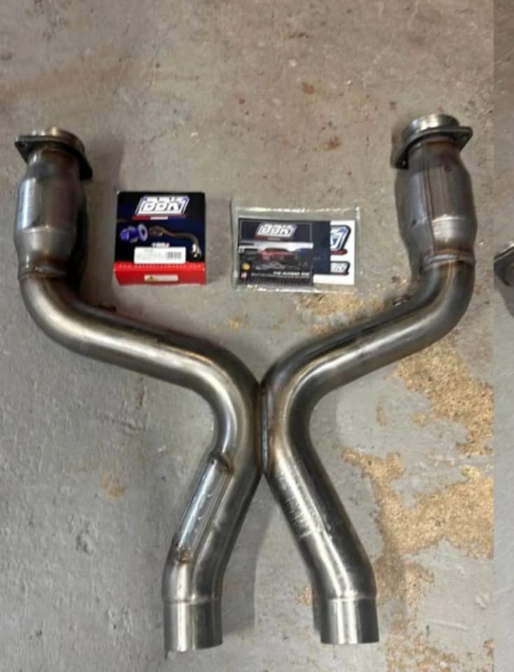 Performance Exhaust Pipes 05-14 Mustang