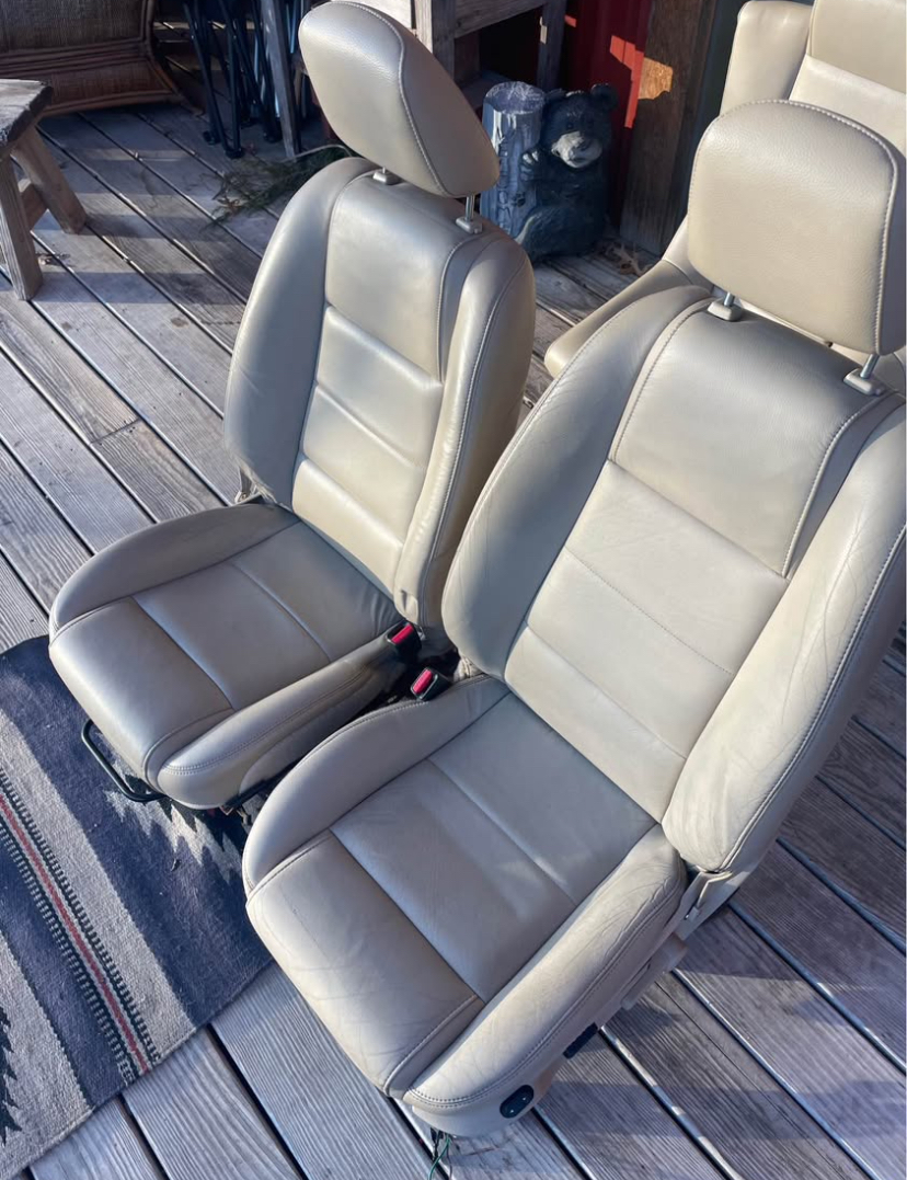 2005-2014 Mustang Tan Leather Seats
