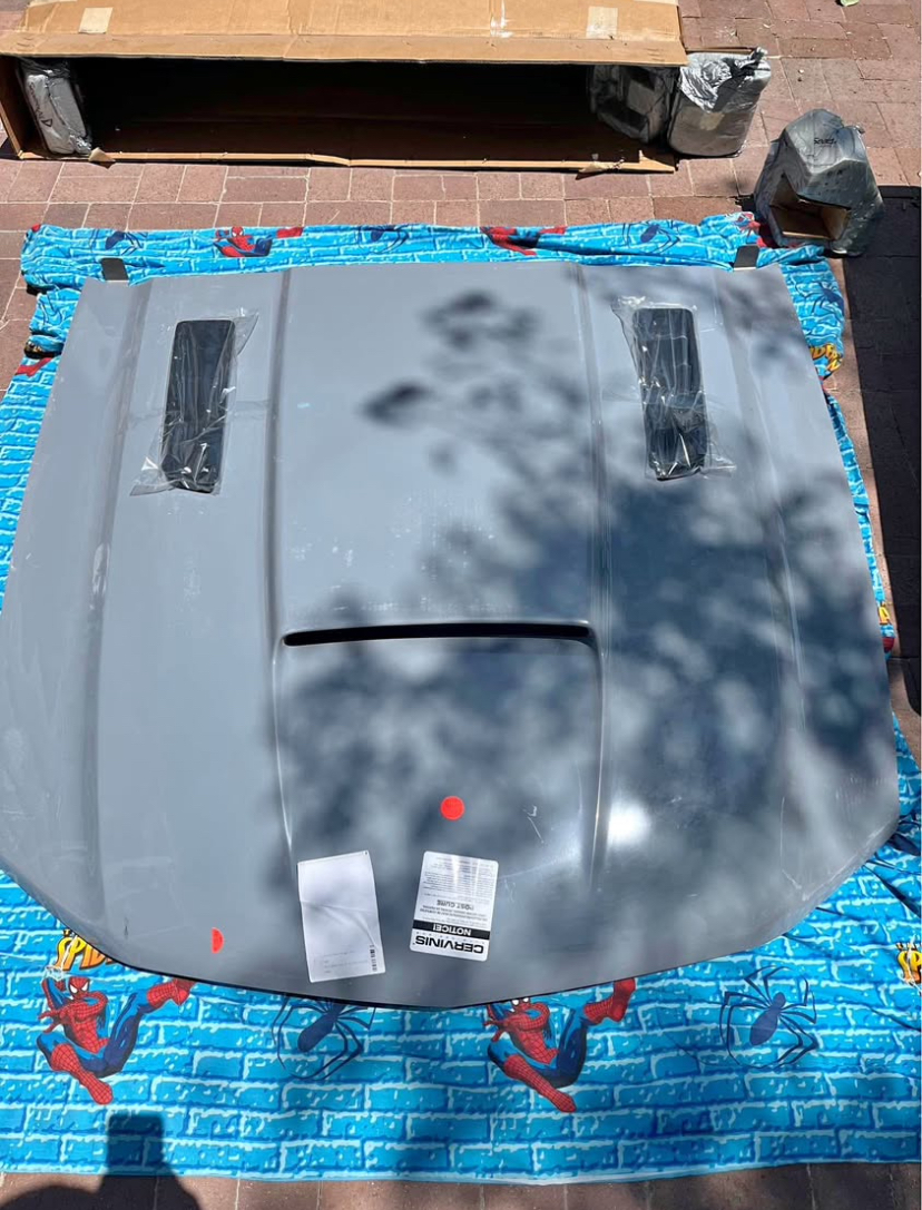 2010-2014 mustang Hood Replacement