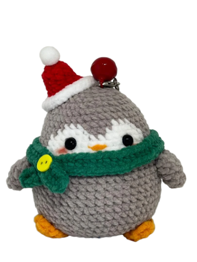 CROCHET PENGUIN KEYCHAIN