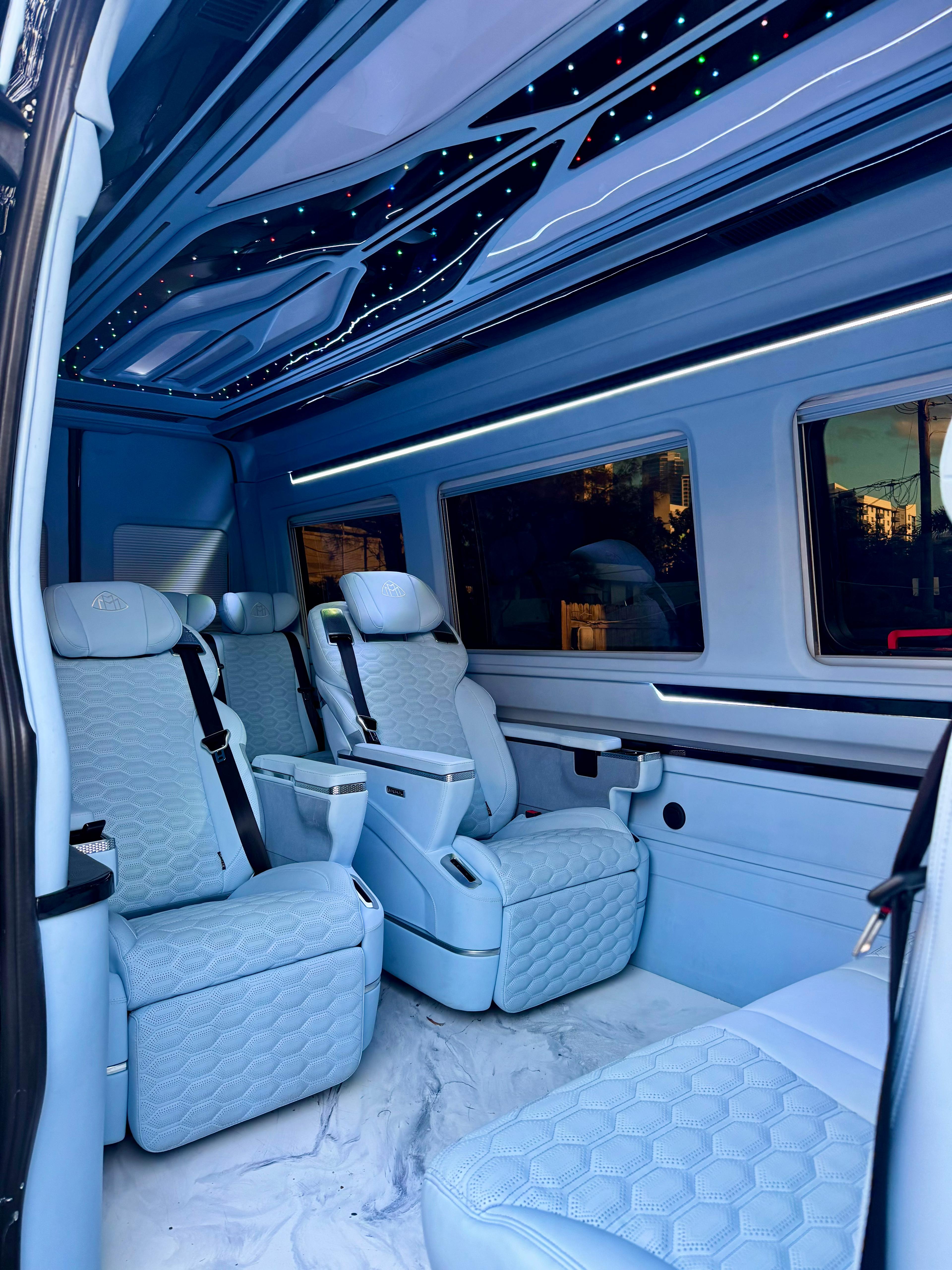 Maybach Sprinter 2025
