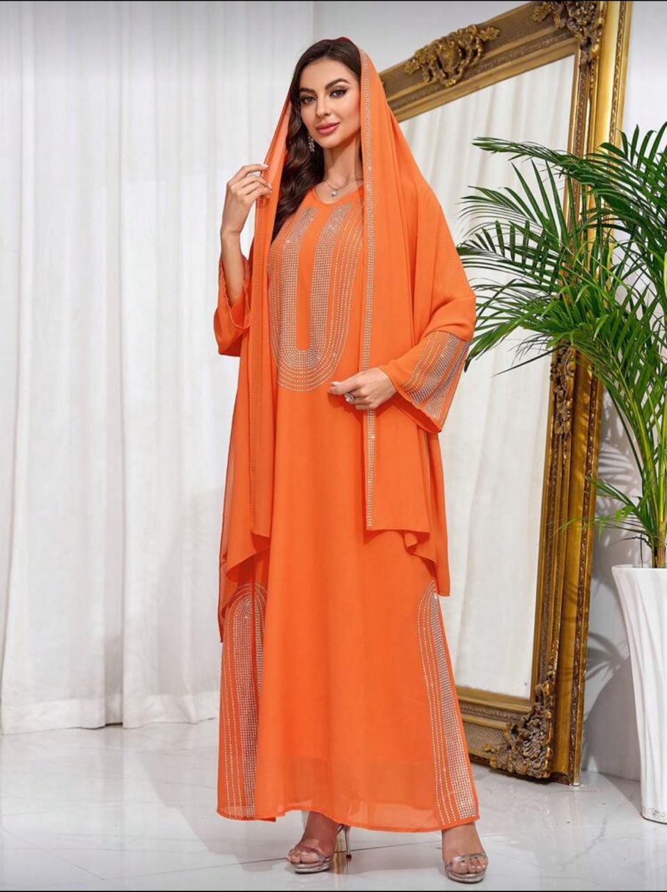 عباية برتقالية