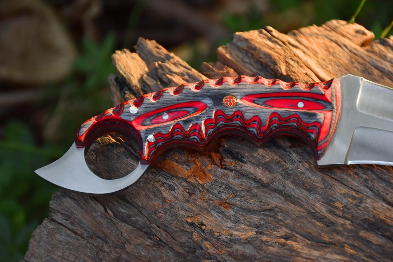Custom Karambit Knife