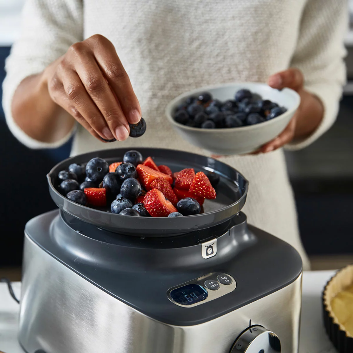 Kenwood Multipro Compact Plus Food Processor & Blender with Digital Weighing Scales, FDM312SS