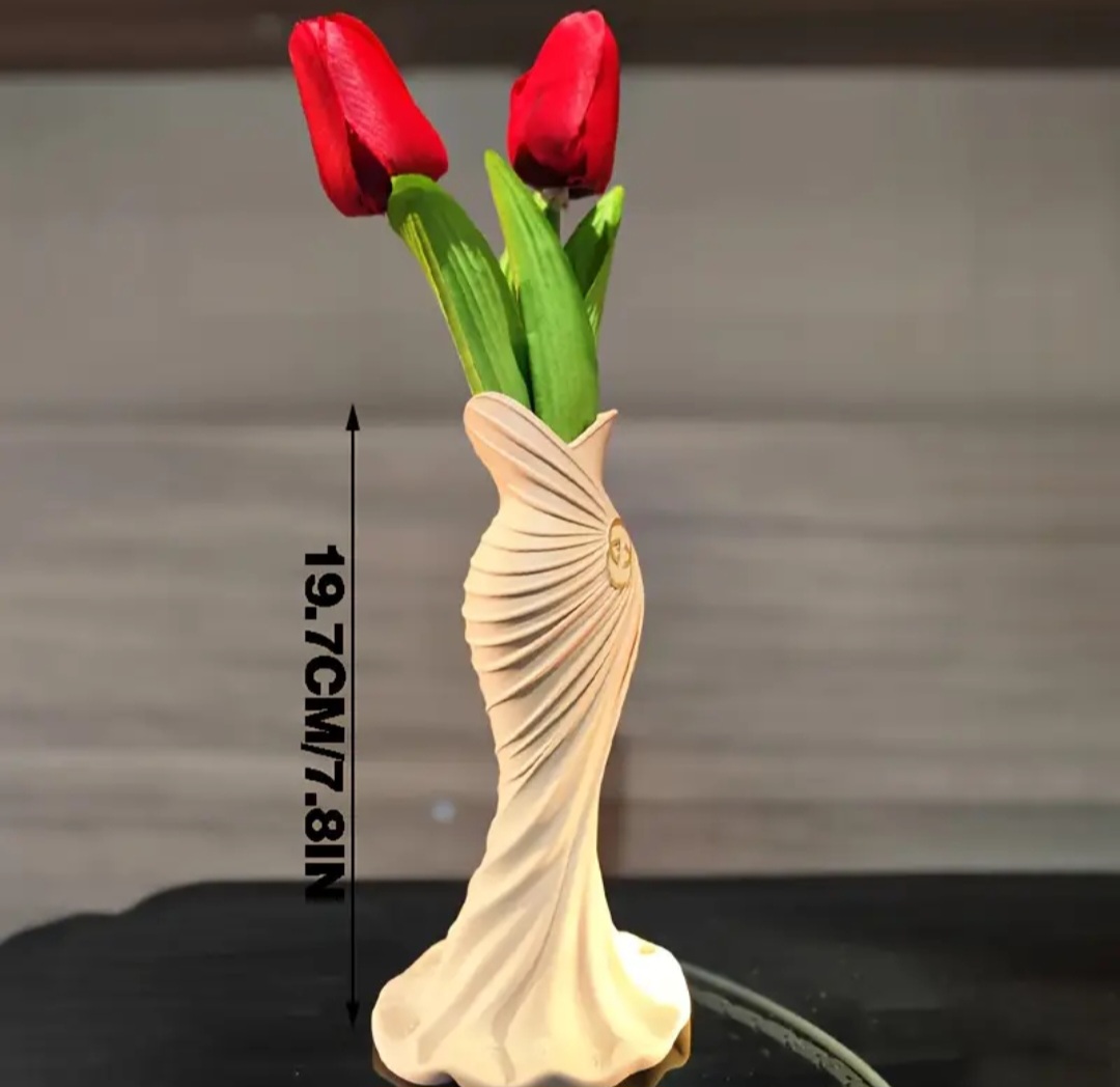 The Elegant Dress Vase Is a 3D-Printed Flower Vase That Combines High Fashion Elegance with Minimalist Home Decor