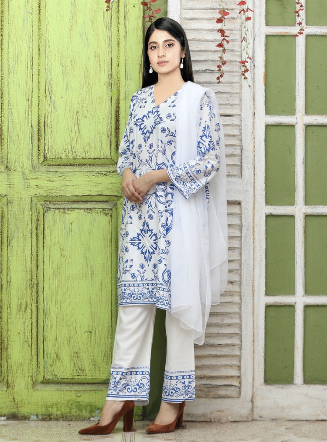 3 pc suit ladies Asian suit Pakistani 3pc dress suit 
