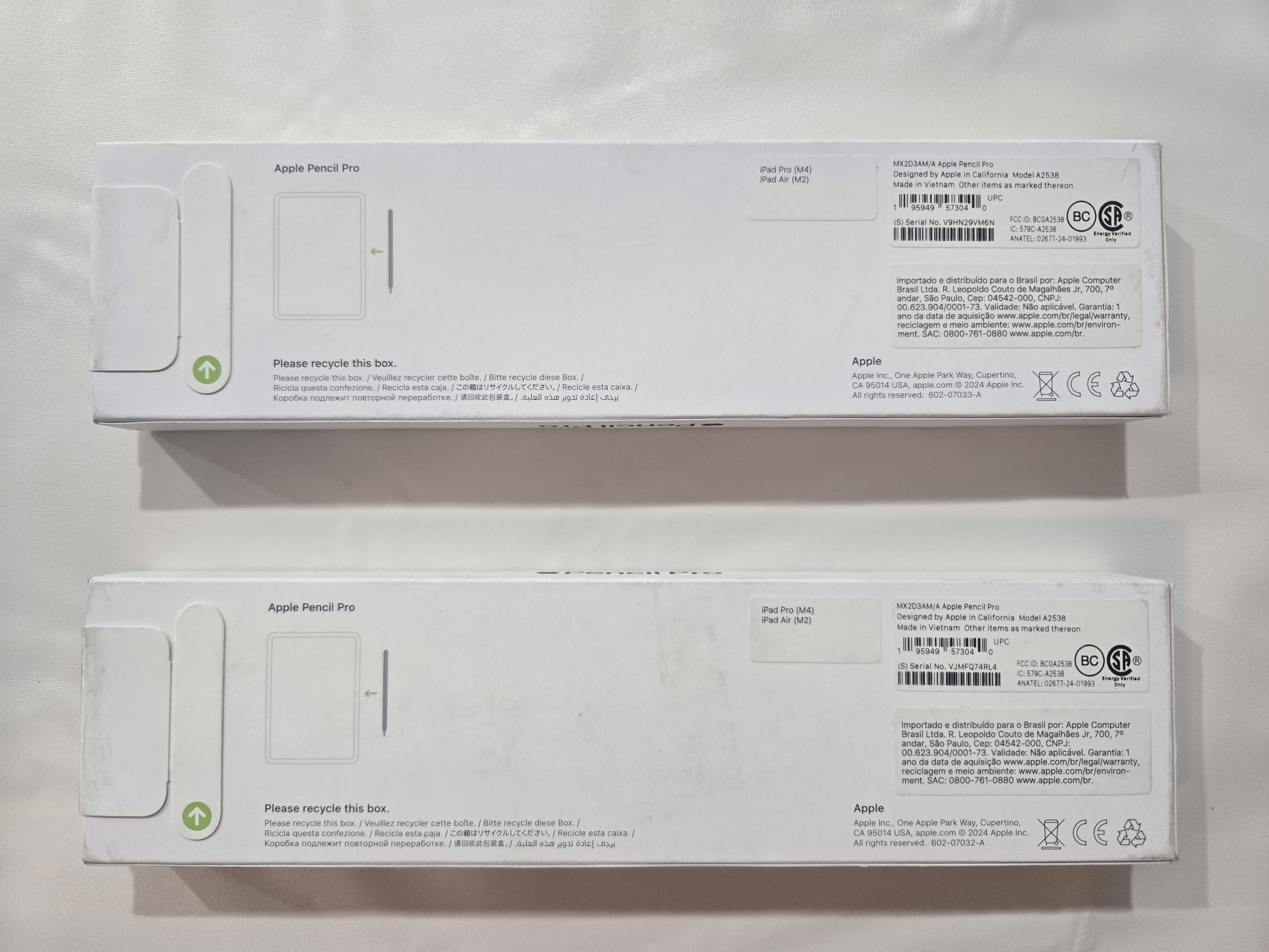 Apple Pencil Pro: Latest Model - Device Compatibility Check Required - Pixel-Perfect Precision, Tilt and Pressure Sensitivity, Perfect for Note-Taking, Drawing, and Art. Charges and Pairs Magnetically 