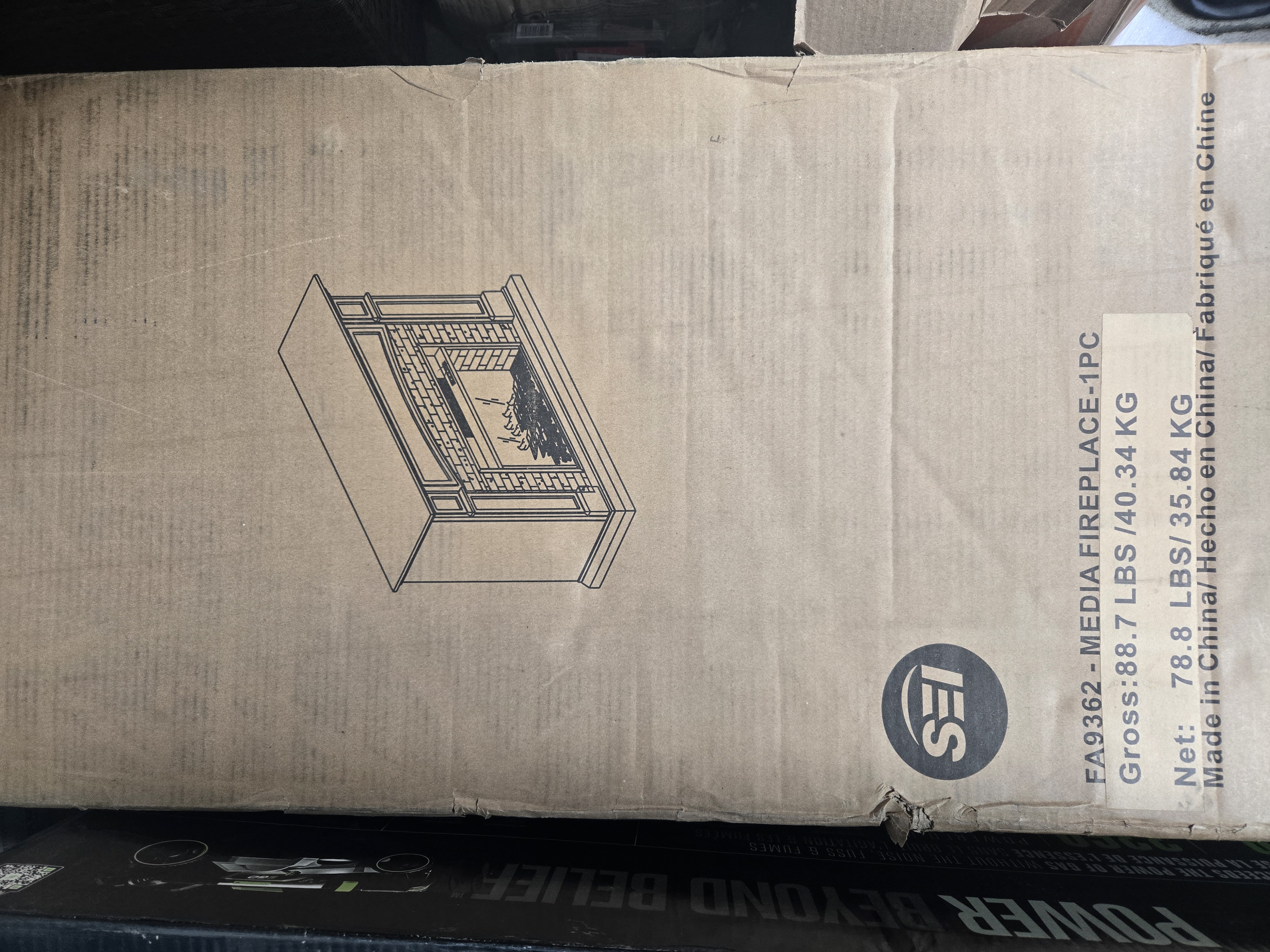 Seneca Electric Media Fireplace - White w/White Faux Stone