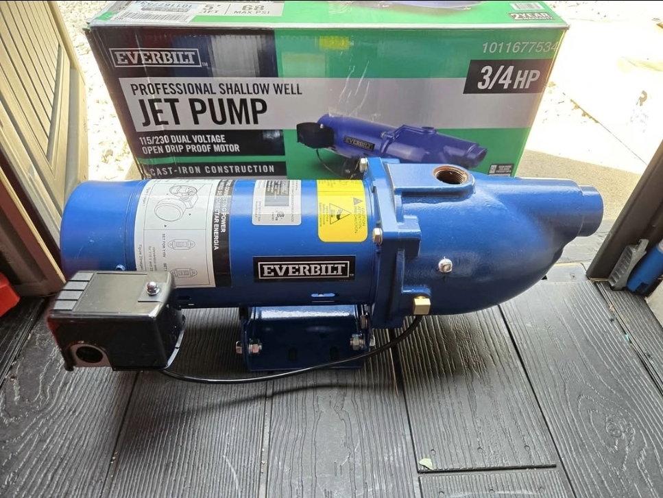 Everbilt 3/4 HP Cast Iron Shallow Well Jet Pump 