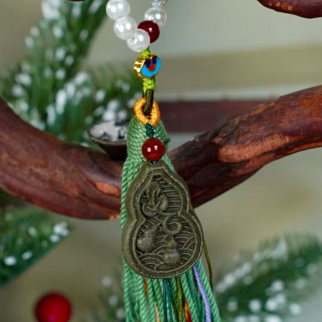 Traditional Lucky Tassel Pendant